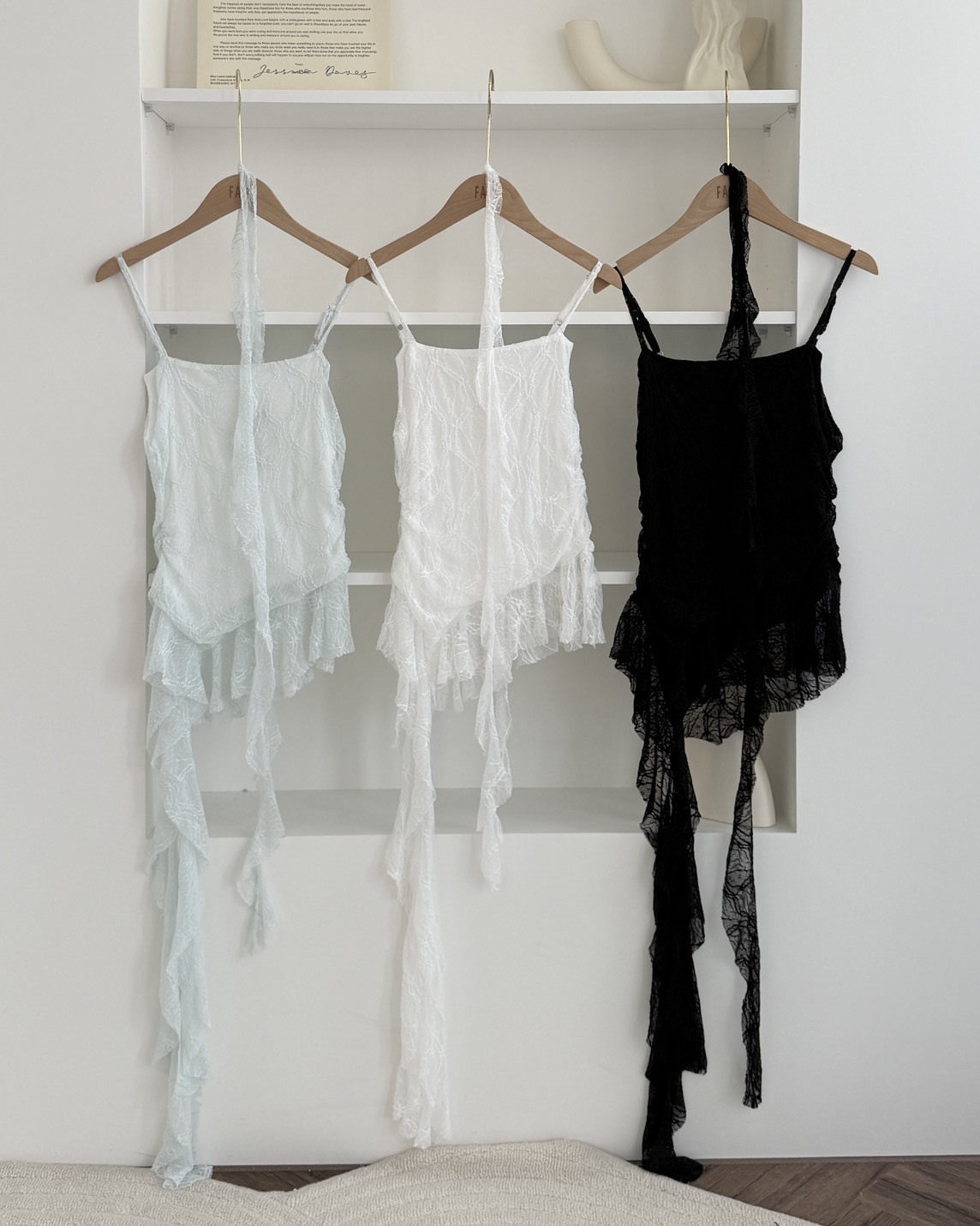 法朵Fado shop｜微醺不規則蕾絲吊帶 1305005 三色