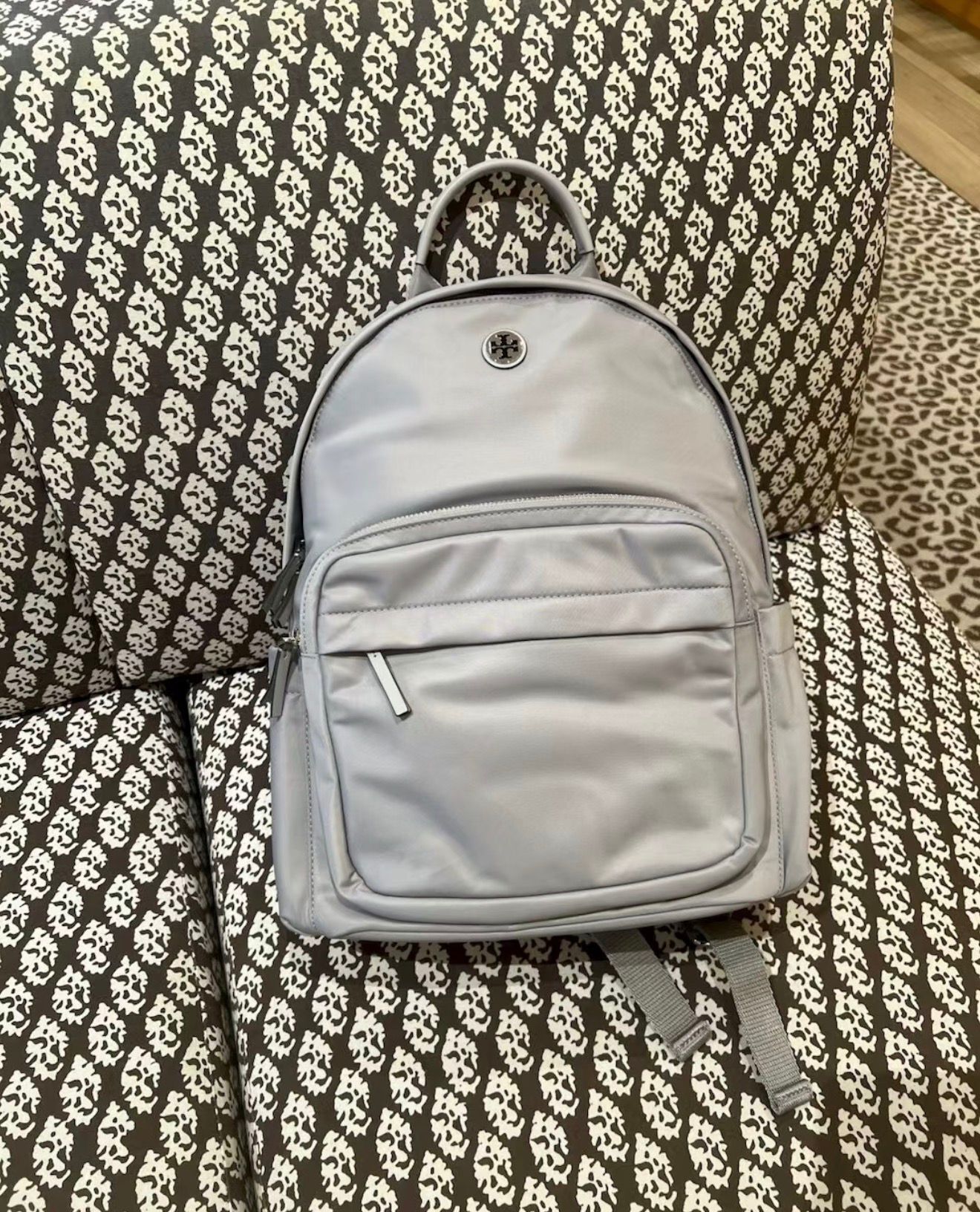 LYS01545 Tory Burch 超輕身尼龍背囊