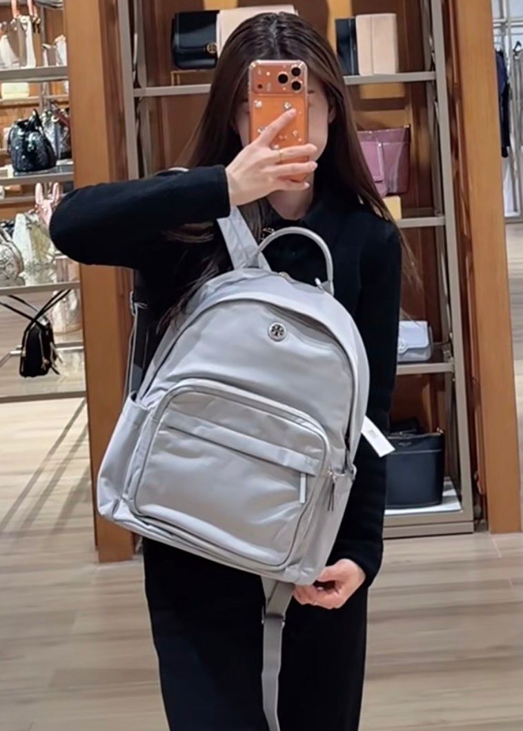 LYS01545 Tory Burch 超輕身尼龍背囊