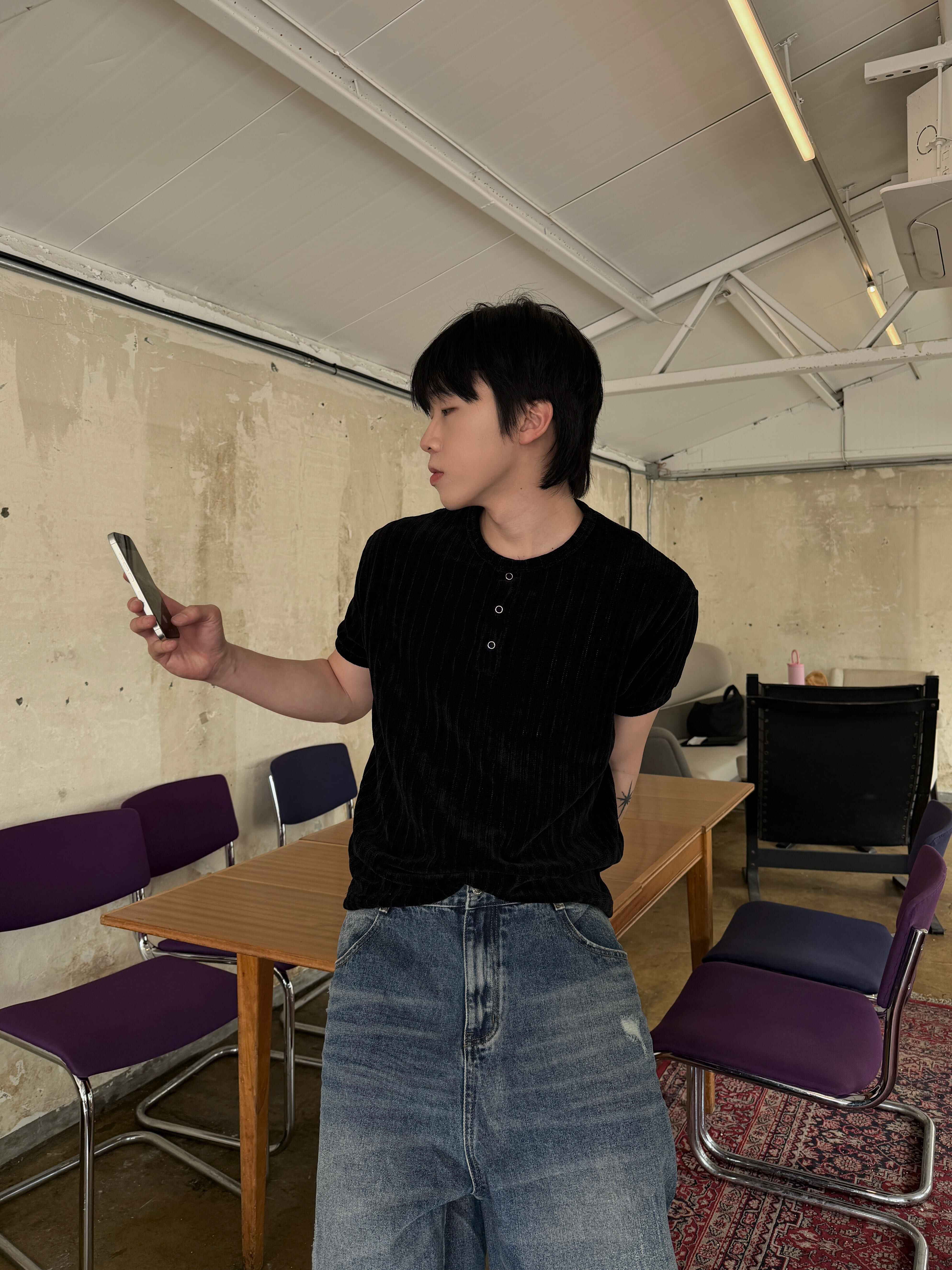 亨利領 絲絨螺紋 顯壯合身 短袖上衣