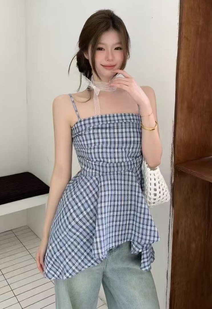 細肩格紋下不規則背心
