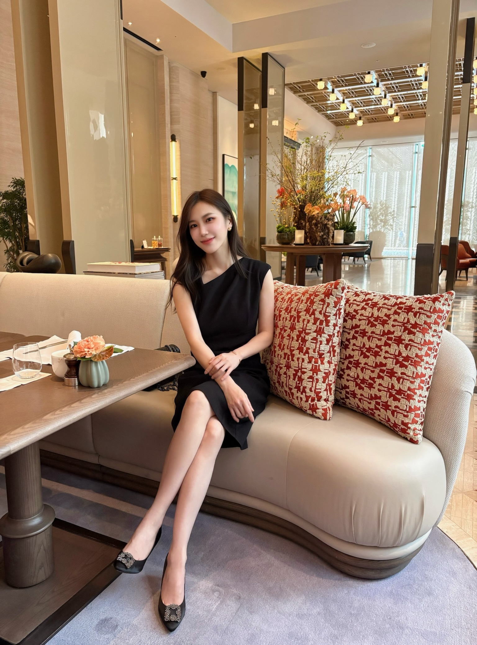 ( JS )斜領側抓褶女神洋 - 黑