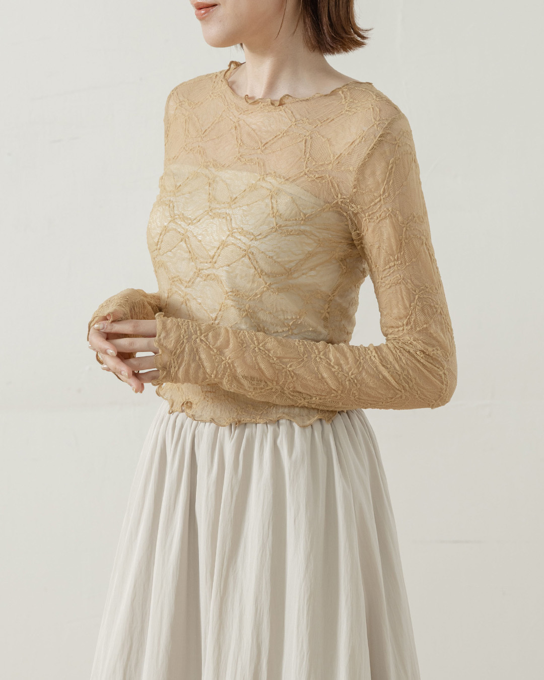 Jacquard lace sheer long-sleeved top, available in four colors【01099619】in stock+pre-order