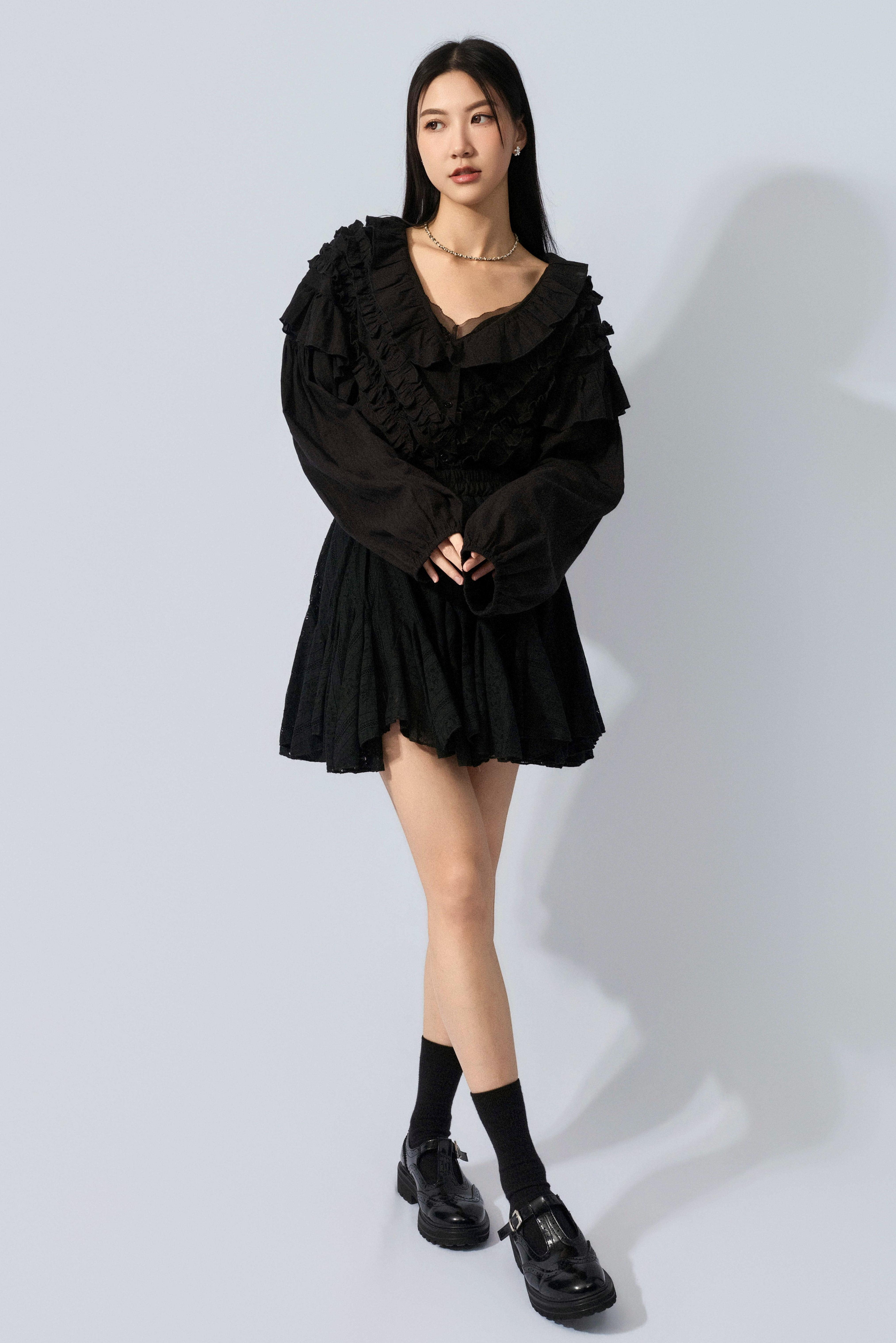 層層荷葉領暗紋闊恤衫 (預購產品）