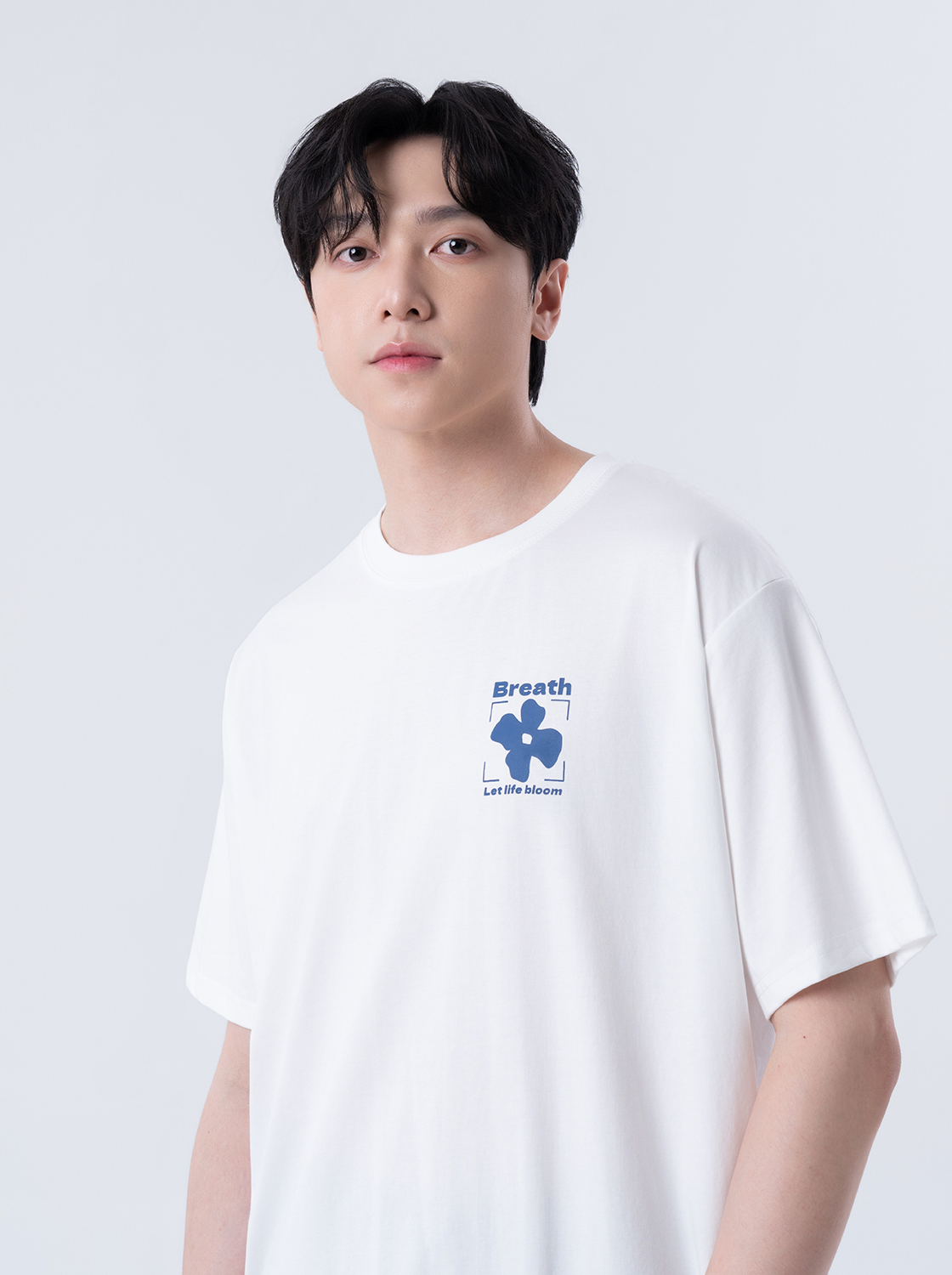 【期間限定】花朵印花TEE