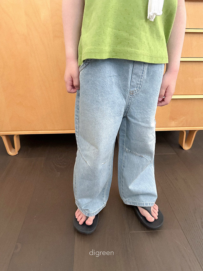 正韓夏Digreenkids 兩色復古刷白切割牛仔褲