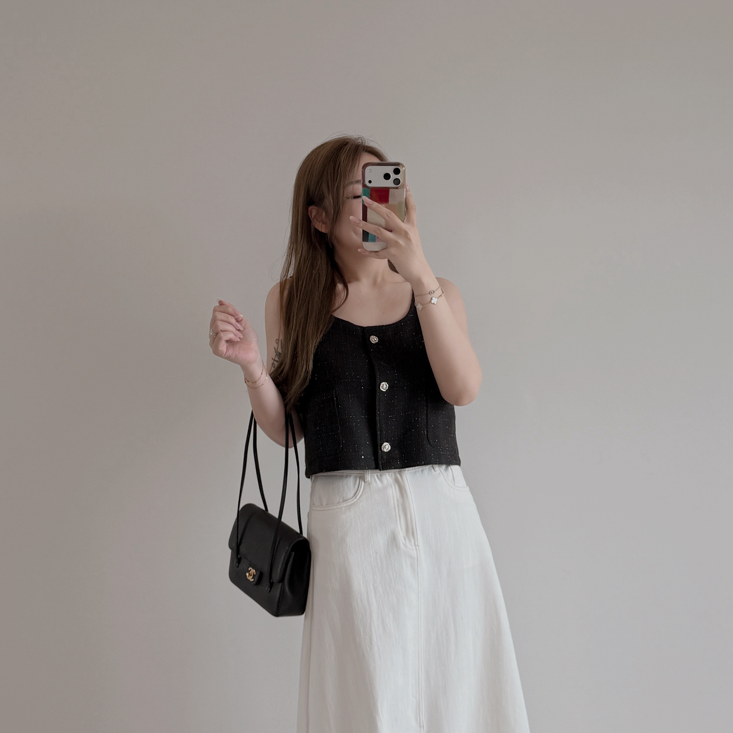 現貨 7407 小香風高級感黑銀扣背心