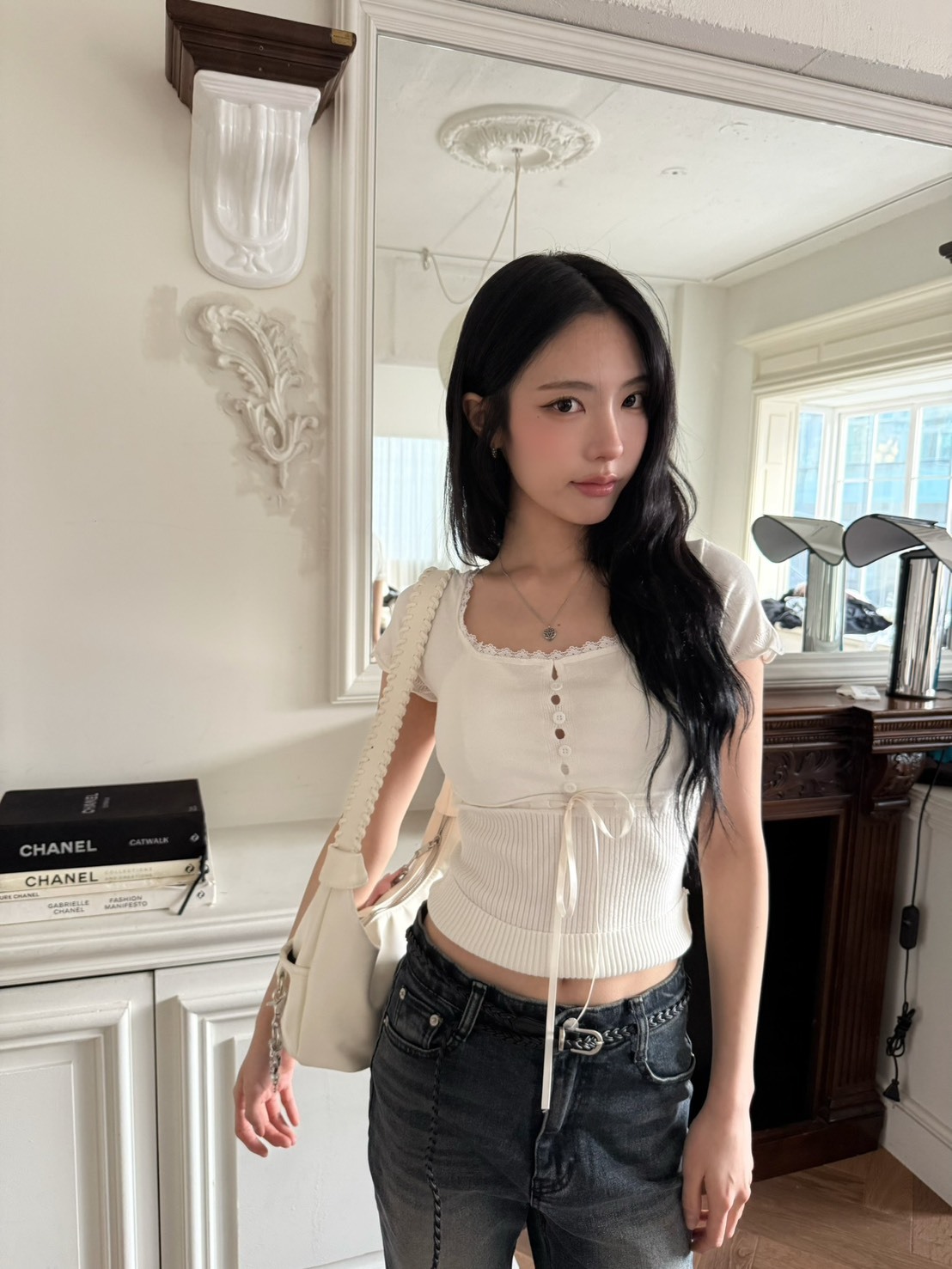 A06 春日漫 小花蕾絲設計top