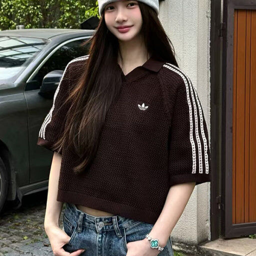 【Luxury】 ADIDAS ORIGINALS KNITTED 鉤針編織立領短袖 編織短袖 簍空洞洞 t桖 白色 咖啡色  奶油白 摩卡棕 KE0198 KC6490 夏日新品 POLO衫