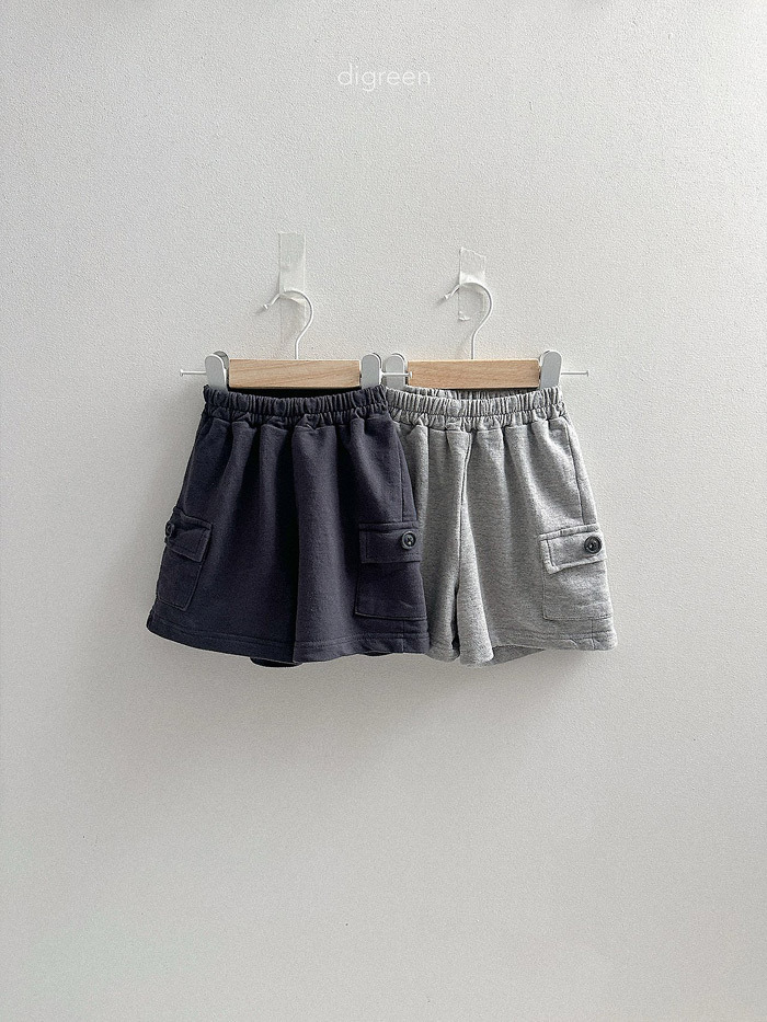 正韓夏Digreenkids 兩色個性工裝口袋短褲