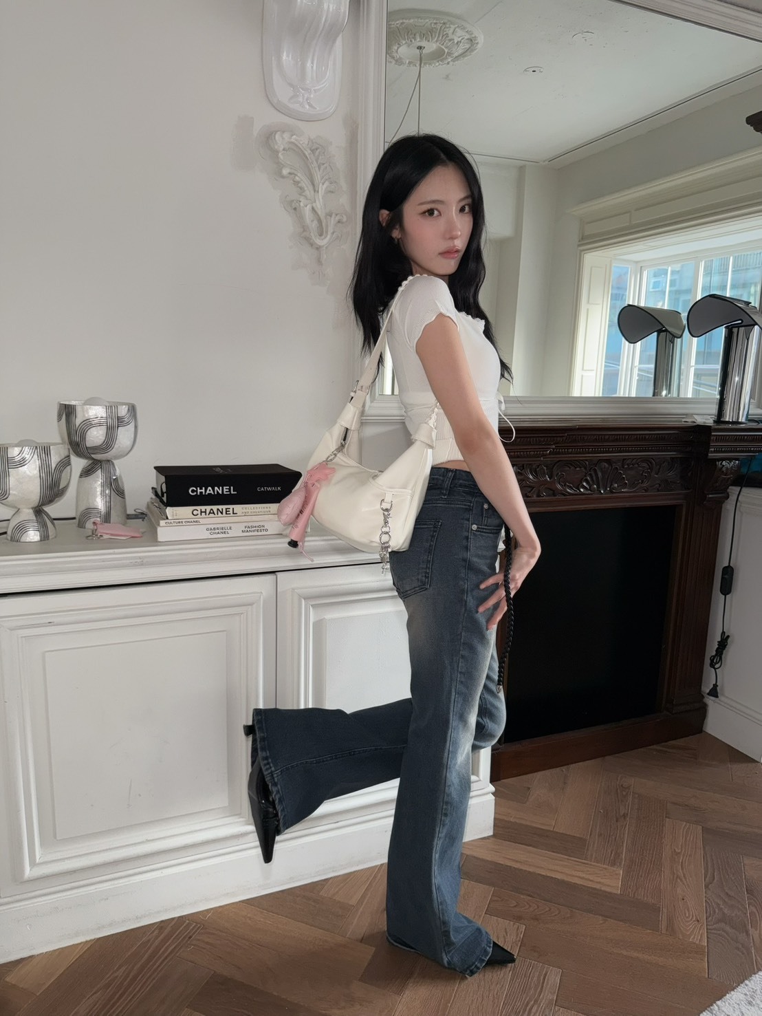 A13 S+級別 中腰微喇叭牛仔褲