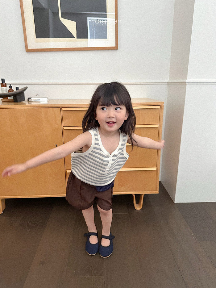 正韓夏Digreenkids 兩色設計感條紋背心