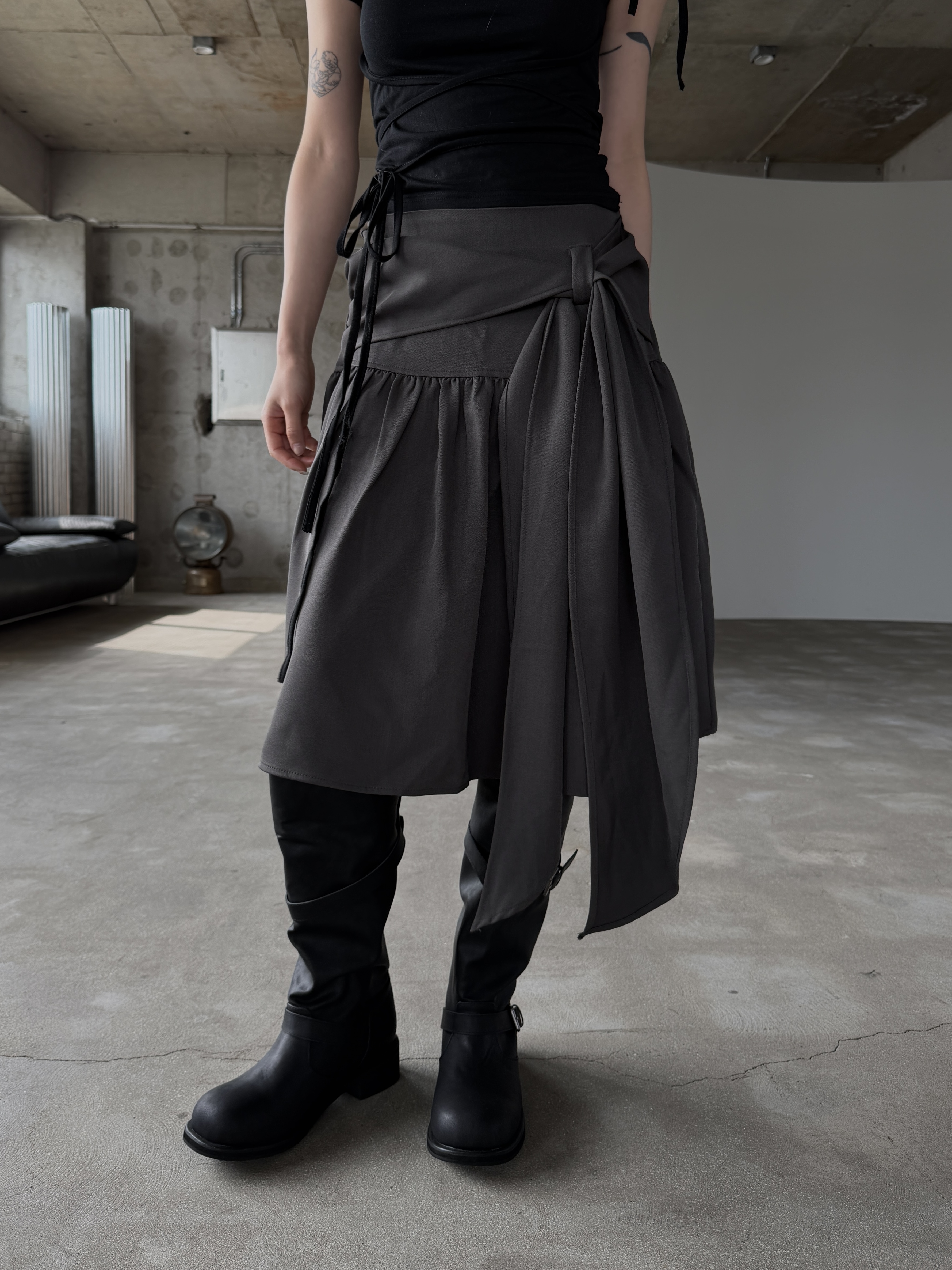 蓬鬆造型 不規則 綁帶中長裙