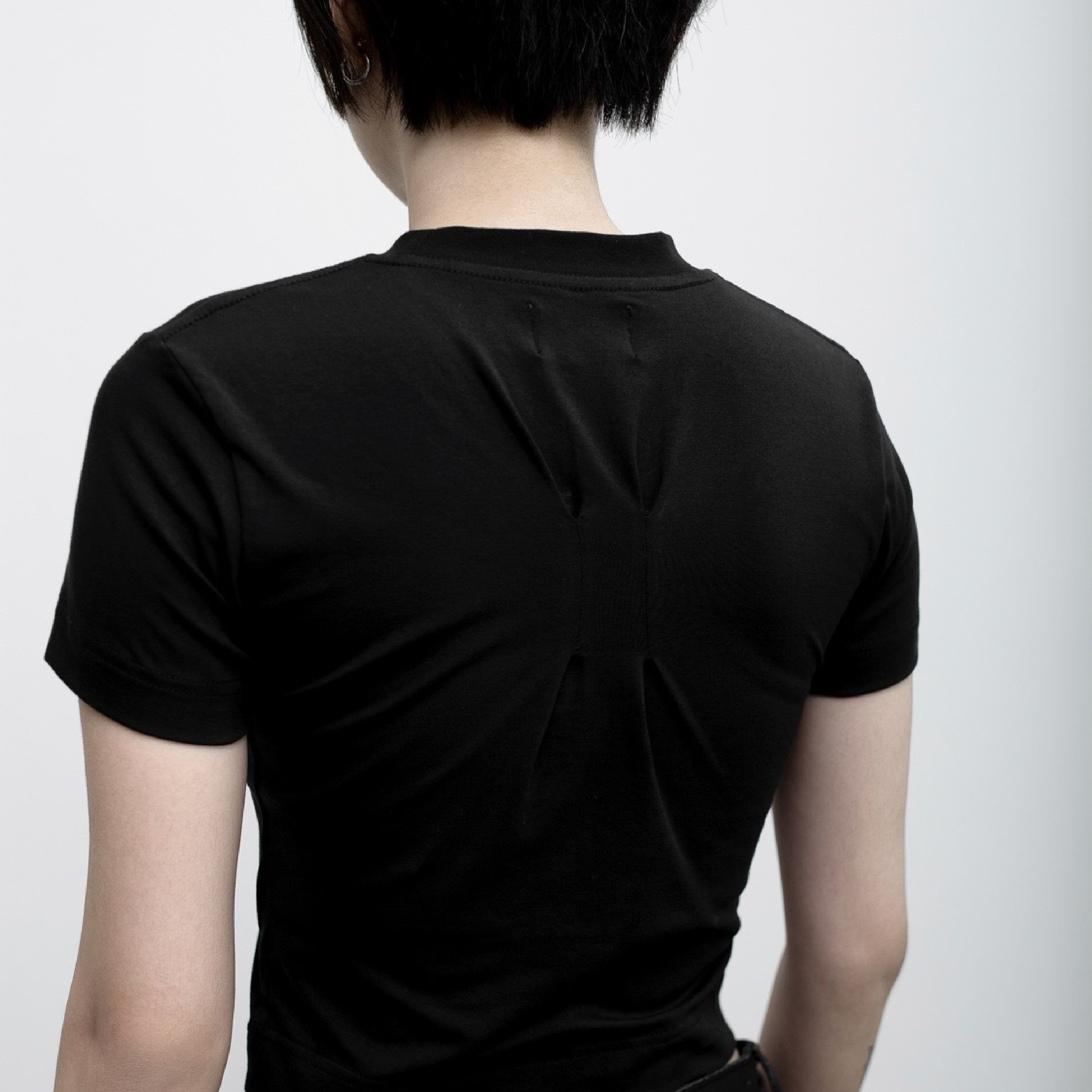 Anonymous Talking Woman Pleated Tee 女裝 皺褶短Tee