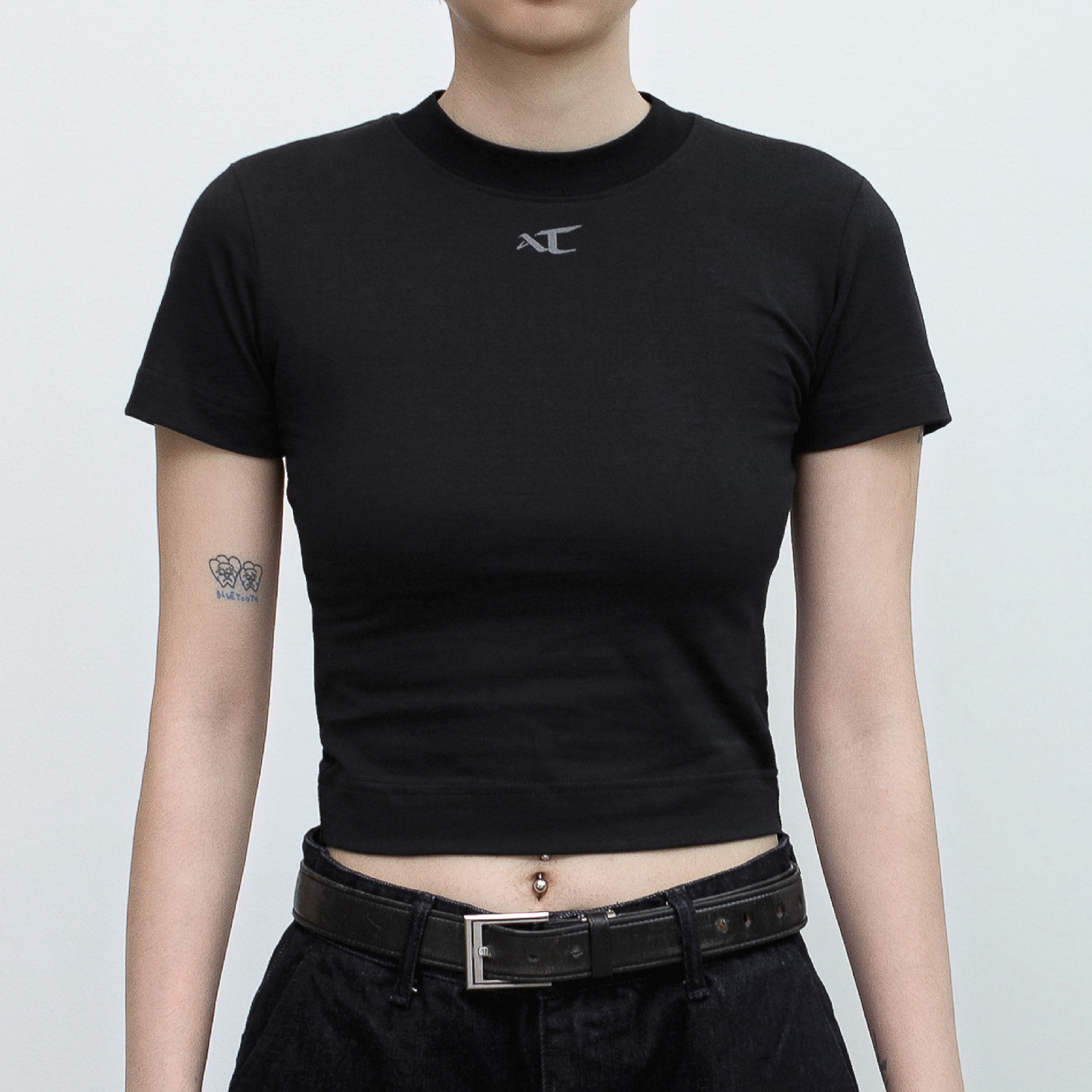 Anonymous Talking Woman Pleated Tee 女裝 皺褶短Tee