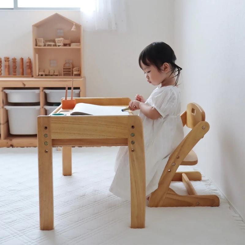 Yamatoya Solid Wood Kids Desk