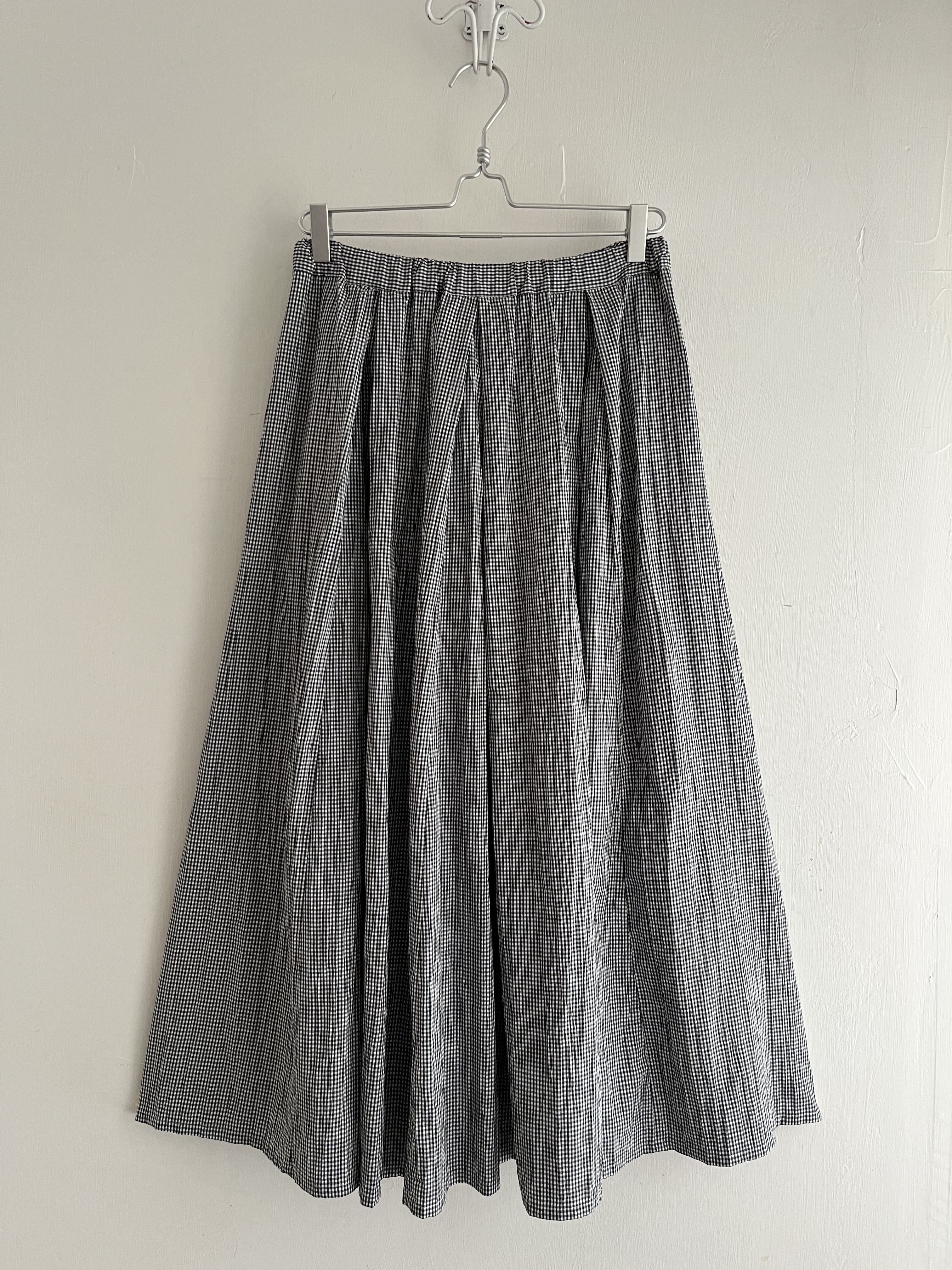 日本製ina黑白色格仔皺皺布裙