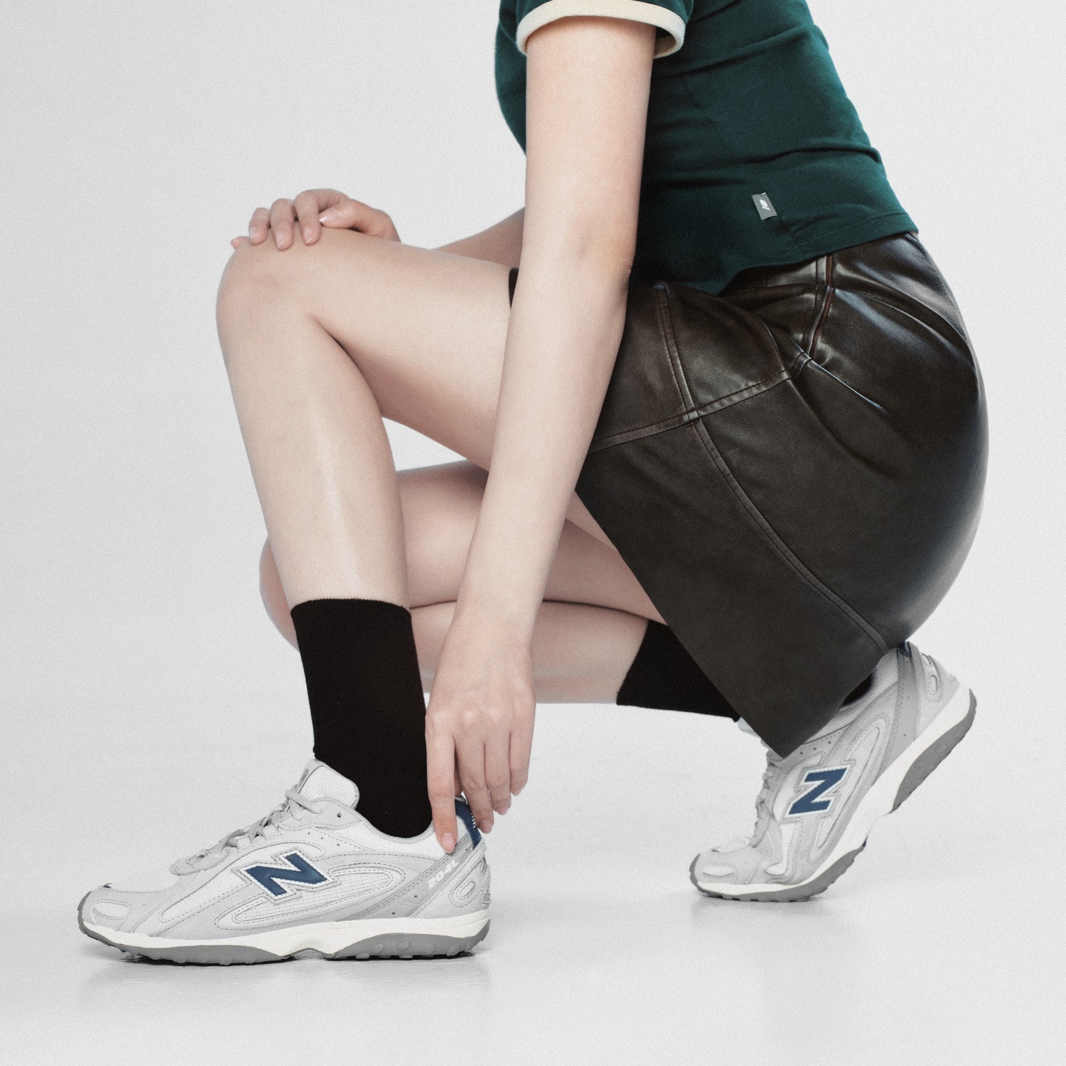 New Balance 紐巴倫 IU代言同款 李知恩 204L U204L4HH  女 運動休閒鞋 復古鞋 穿搭 舒適 淺灰藍