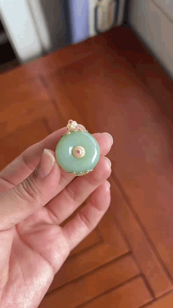 328723 和田玉碧玉粉青貓眼金鑲平安扣