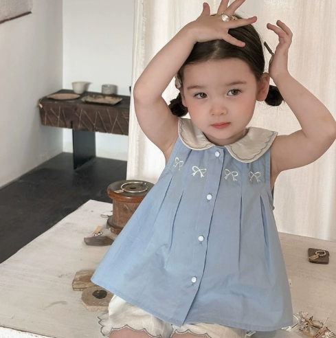 《3216》女寶無袖翻領刺繡背心(80-130)