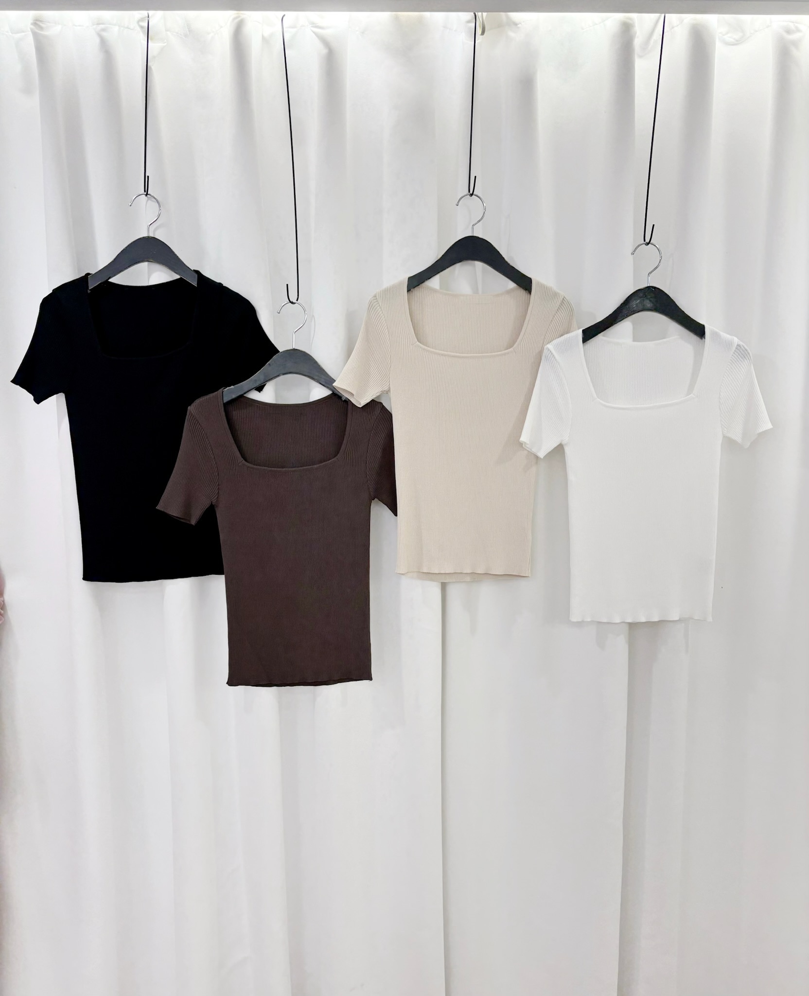 短袖方領針織上衣