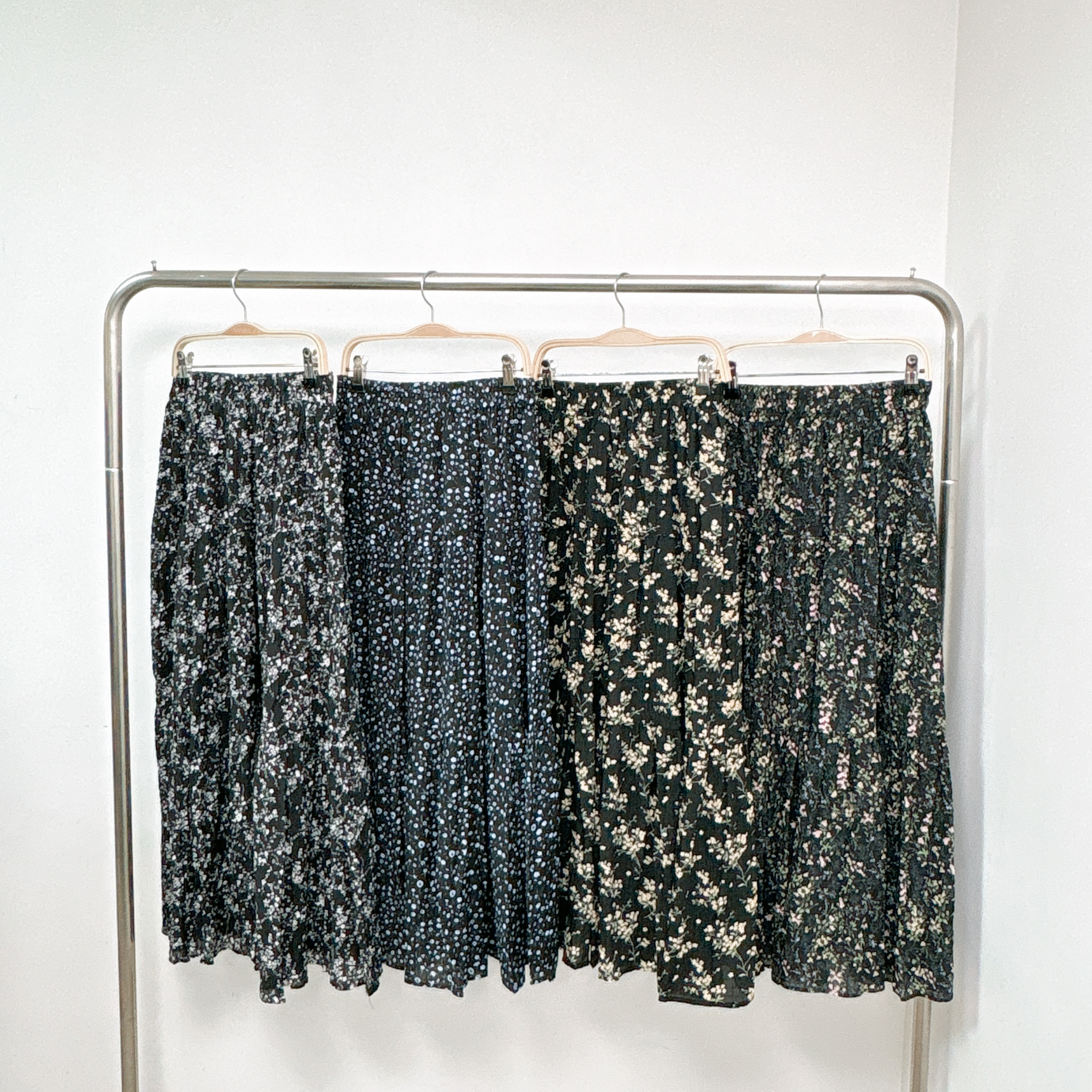 【預訂】壓紋車骨碎花雪纺長裙-有內裡 (T94-T97)