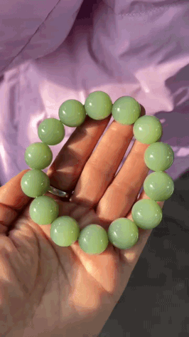 328730 和田玉果凍手串