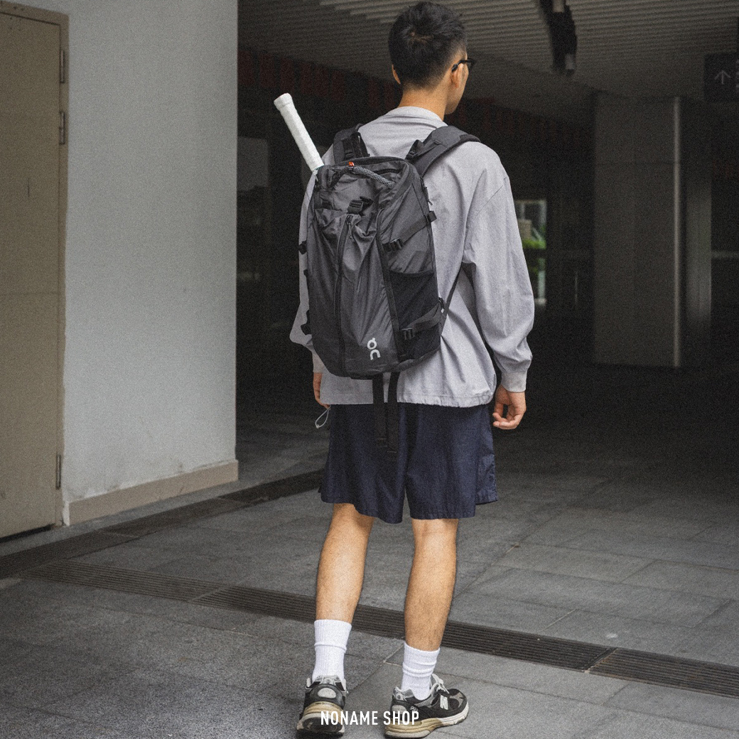 ON 昂跑 SPEED PACK 18L LITE 拉鍊開合 大容量 運動 後背包 黑色