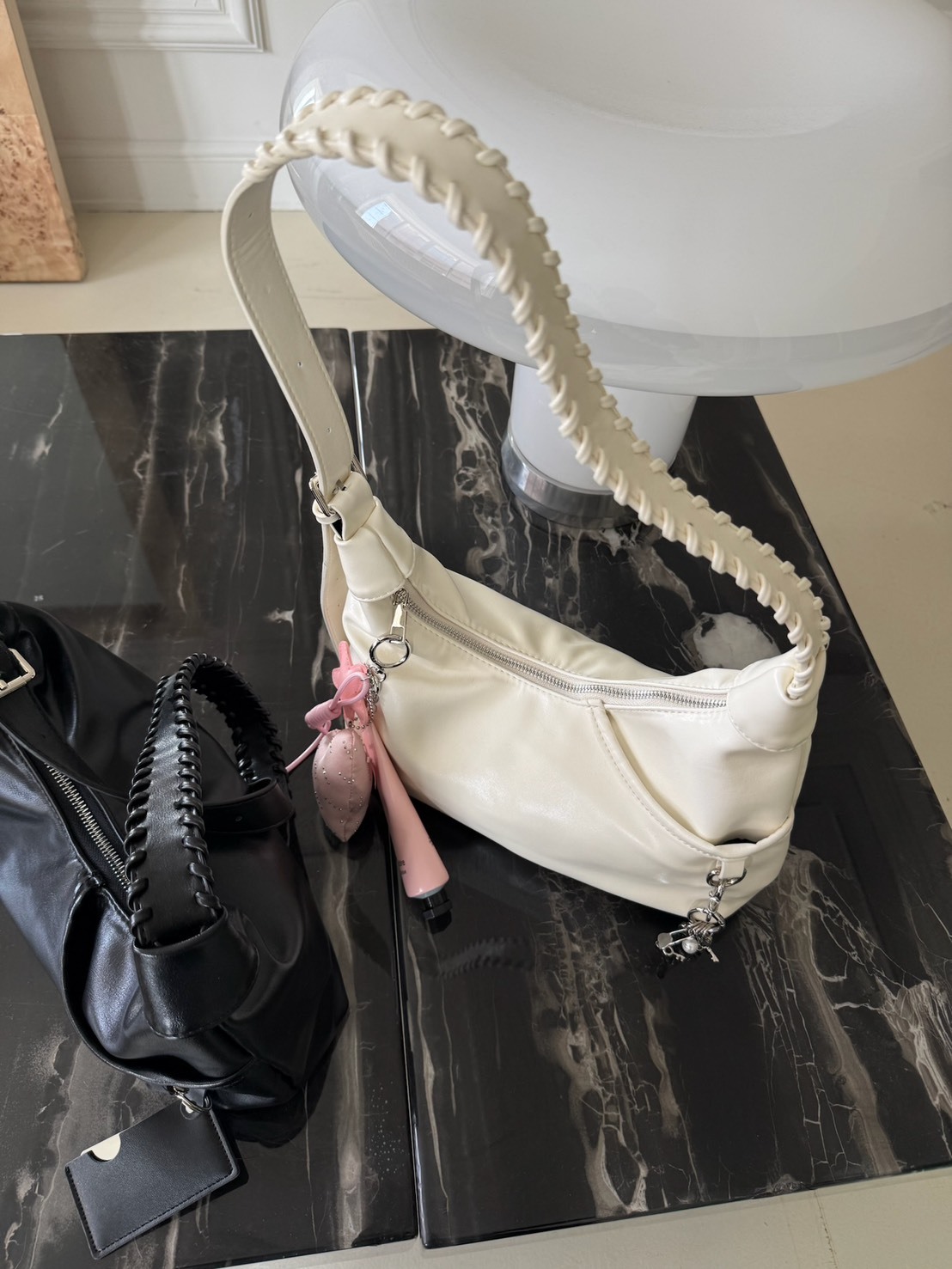 A38 one kiss 編織皮革包