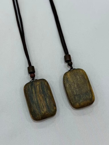 0416gz71-GZday3-沉香4月-棋楠沉香無事牌掛件(A71)