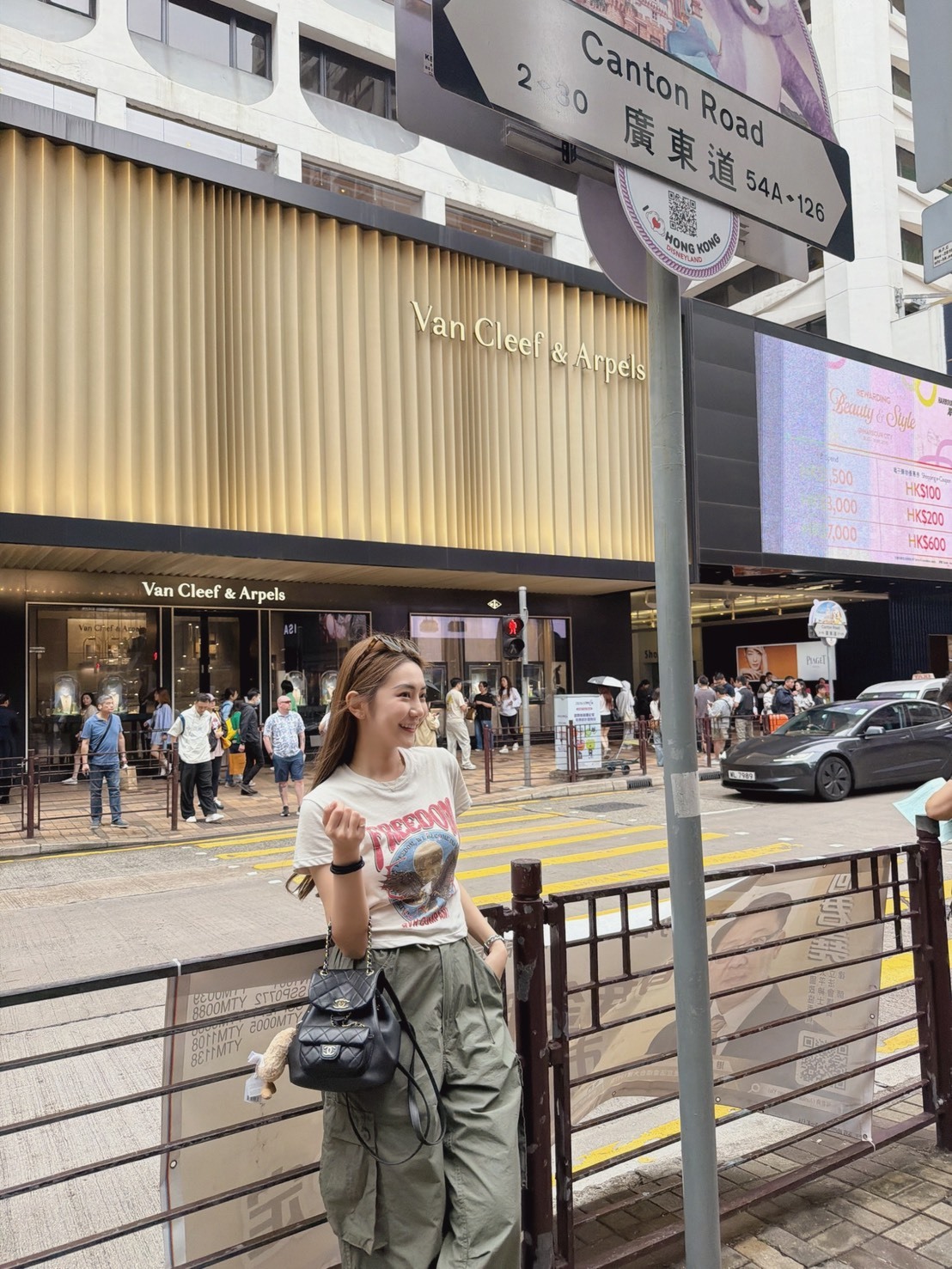 ［預購］🔥04.15春夏新品］🇭🇰闆娘穿去香港ㄉ愛衣］🇰🇷正韓圓領薄款棉美式圖騰上衣（必收杏/三色）