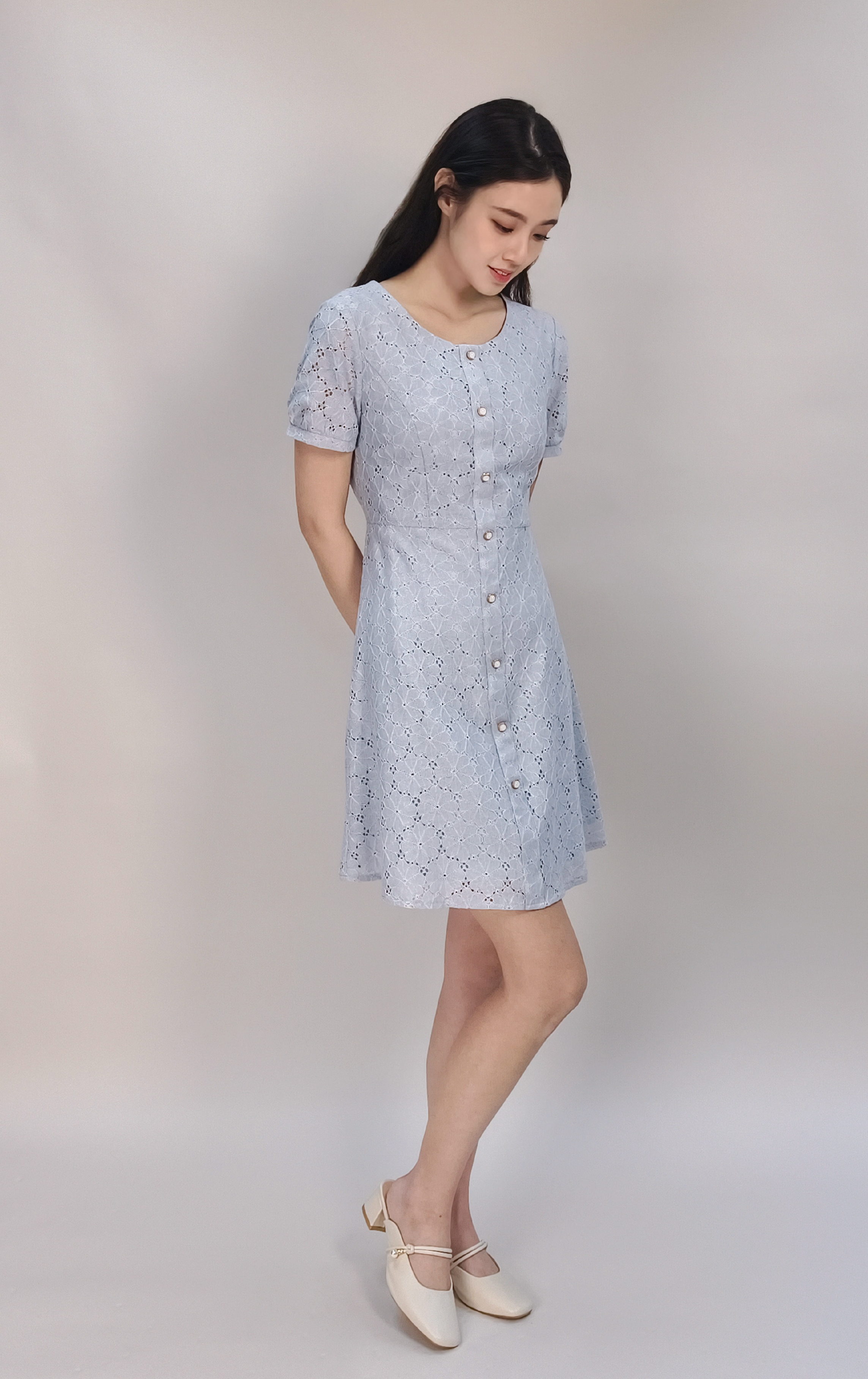 花紋蕾絲排扣連身裙 OP0656