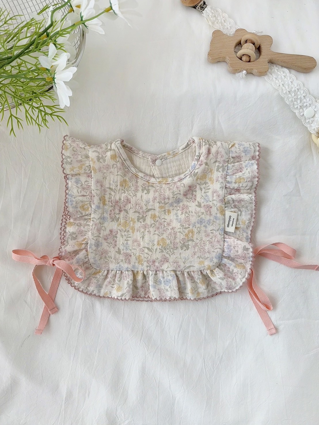 小碎花荷葉邊口水巾