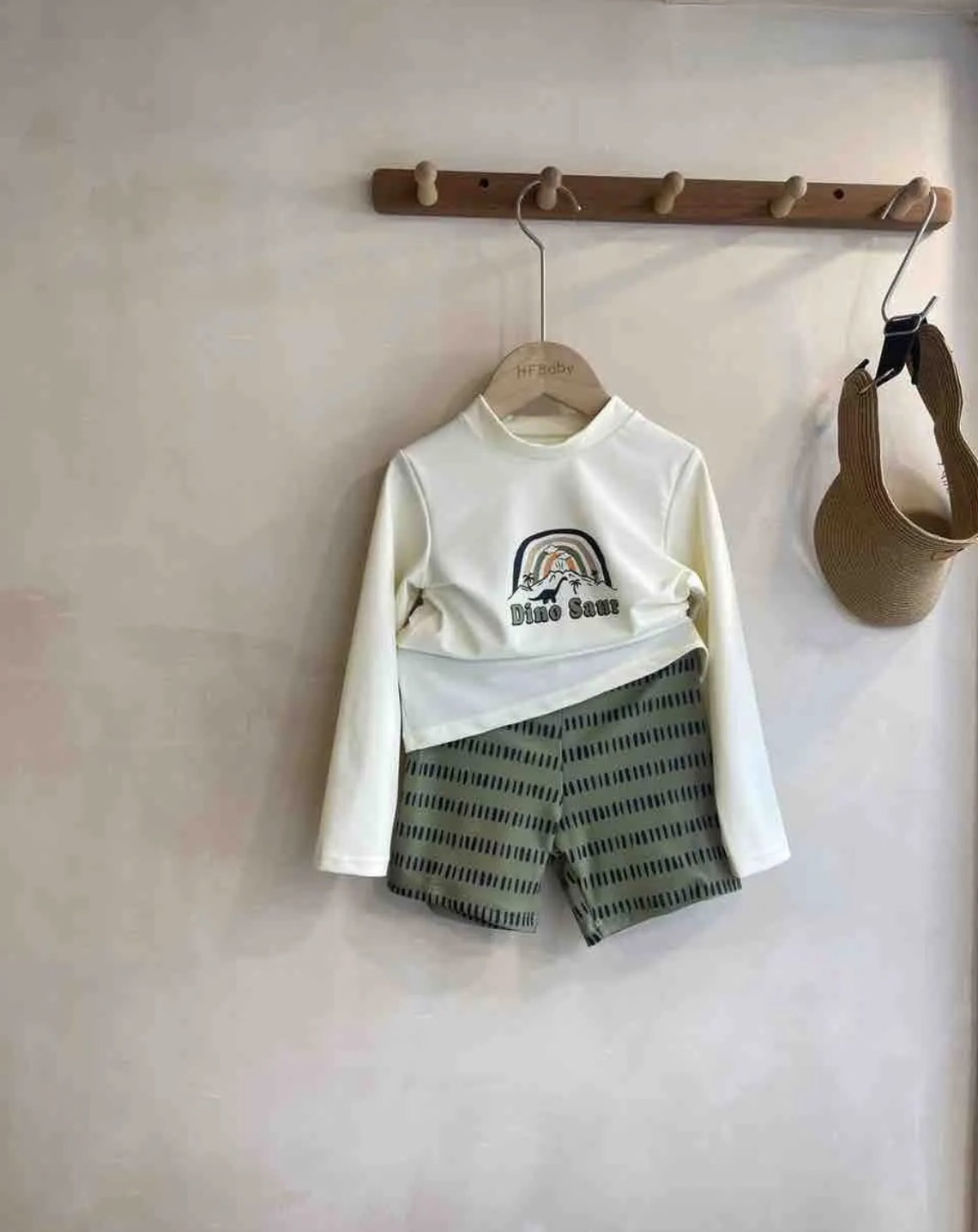 恐龍長袖套裝泳衣