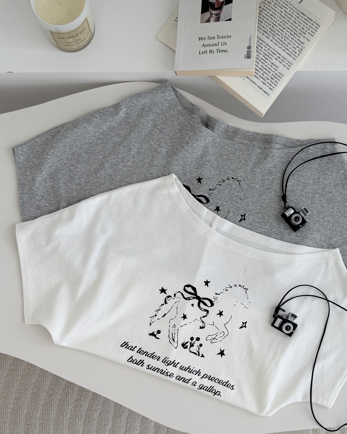 法朵Fado shop｜ 俏皮印花一字領上衣(附項鍊)  0215108 三色