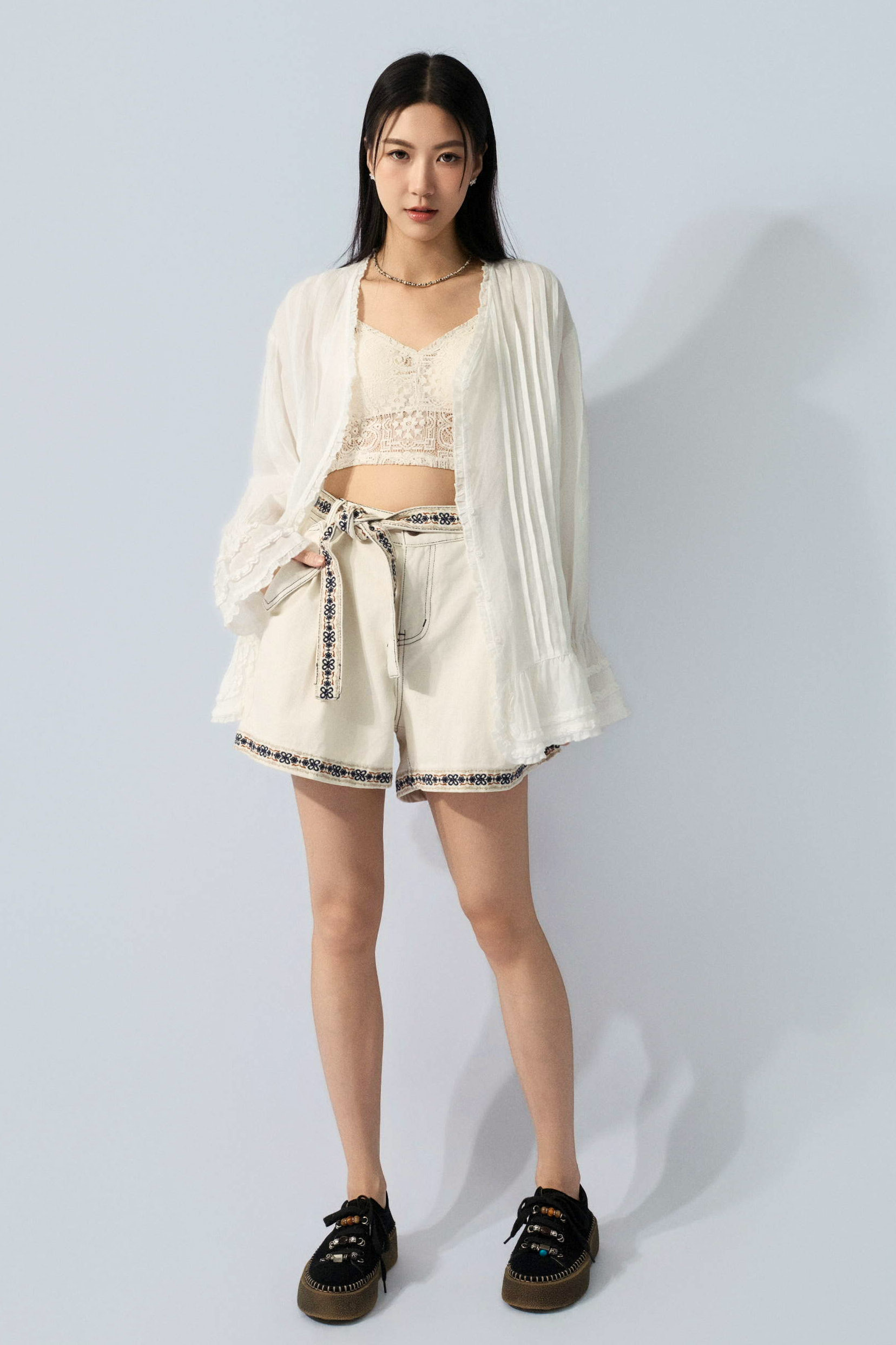 SS26_0086（外套＋Bra Top＋短褲）