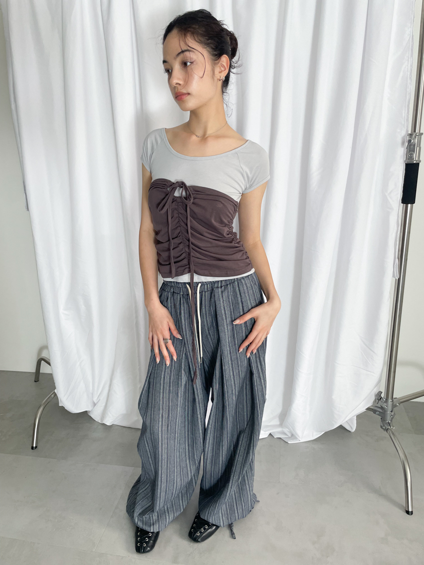 contrast wide-neck ruched tie cami set