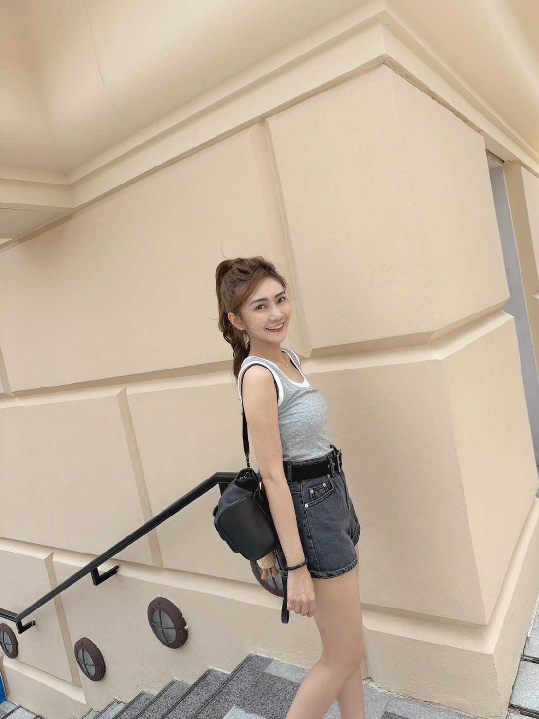 ［預購］🔥04.15春夏新品］🇰🇷正韓高腰挺版牛仔短褲（SML/兩色）