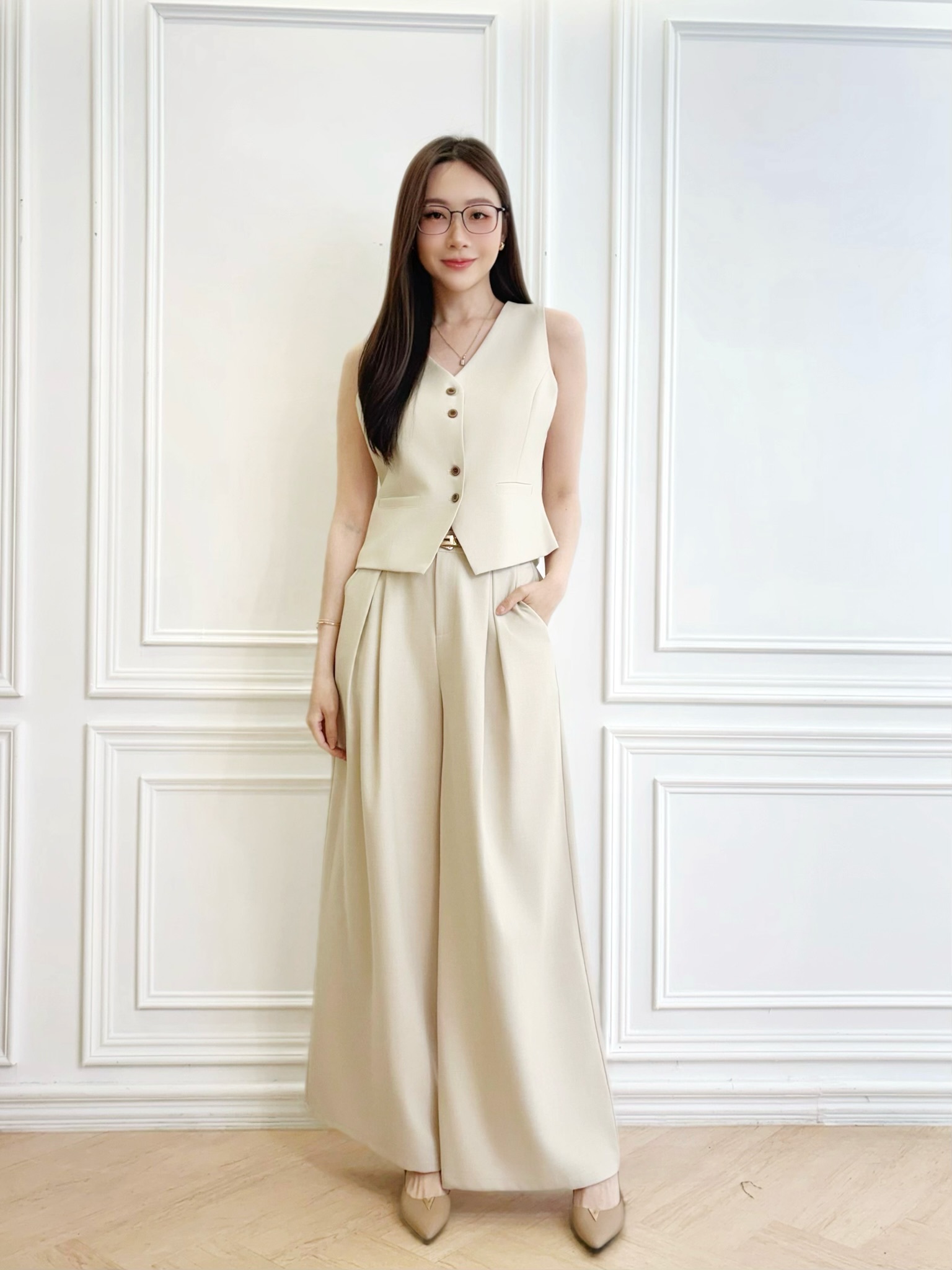 氣勢感棉麻背心寬褲西裝套裝