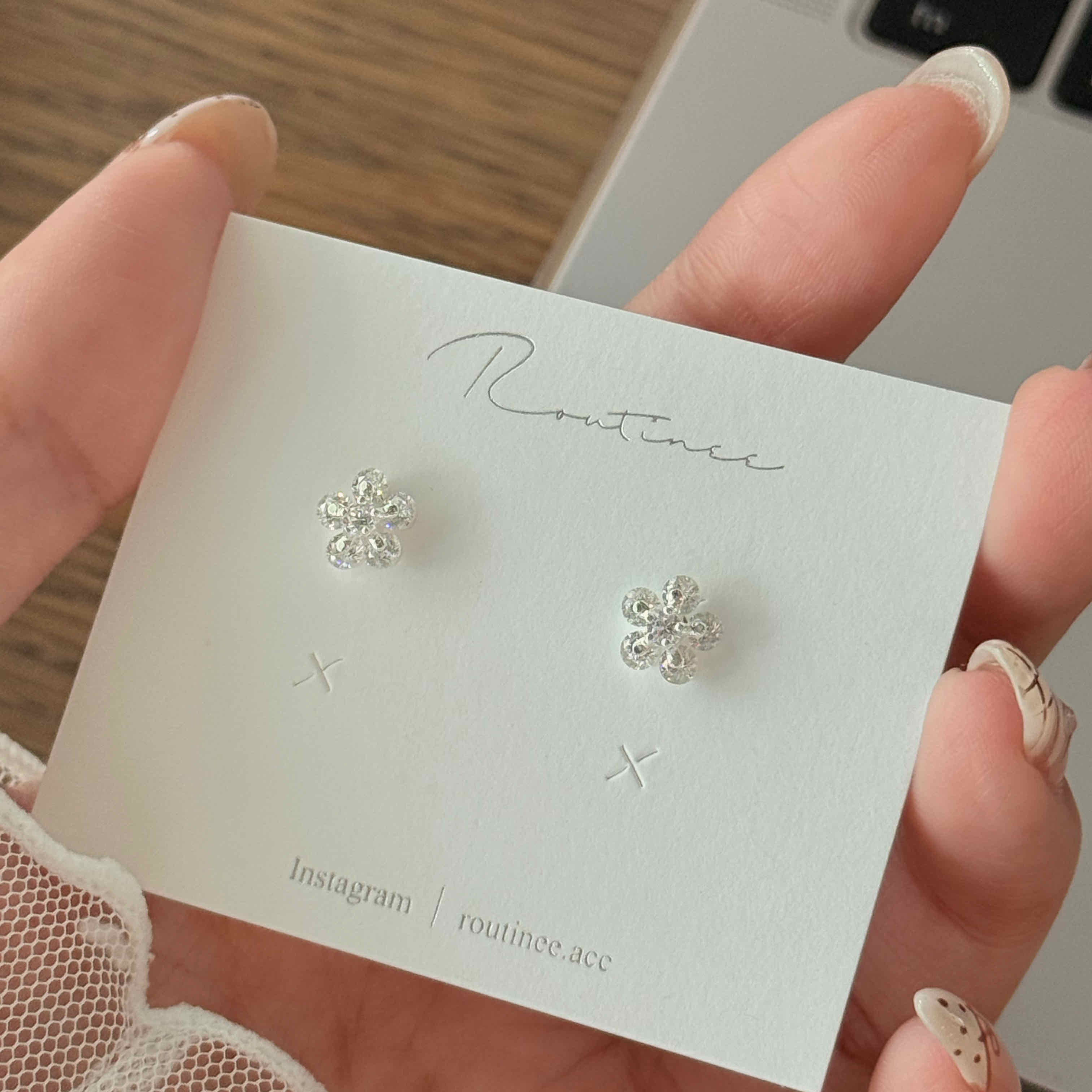 🇰🇷925 silver 閃亮亮花花耳環