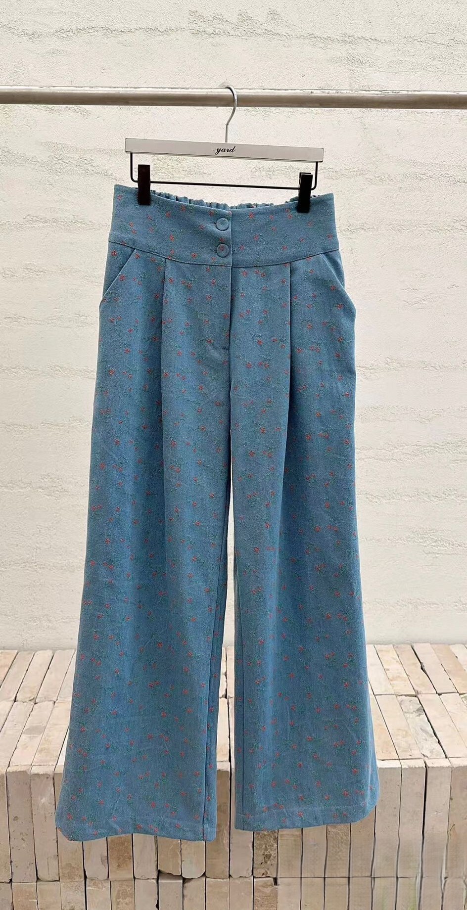 Y11 腰26-36 HIP44 長39 $439 (一口價)