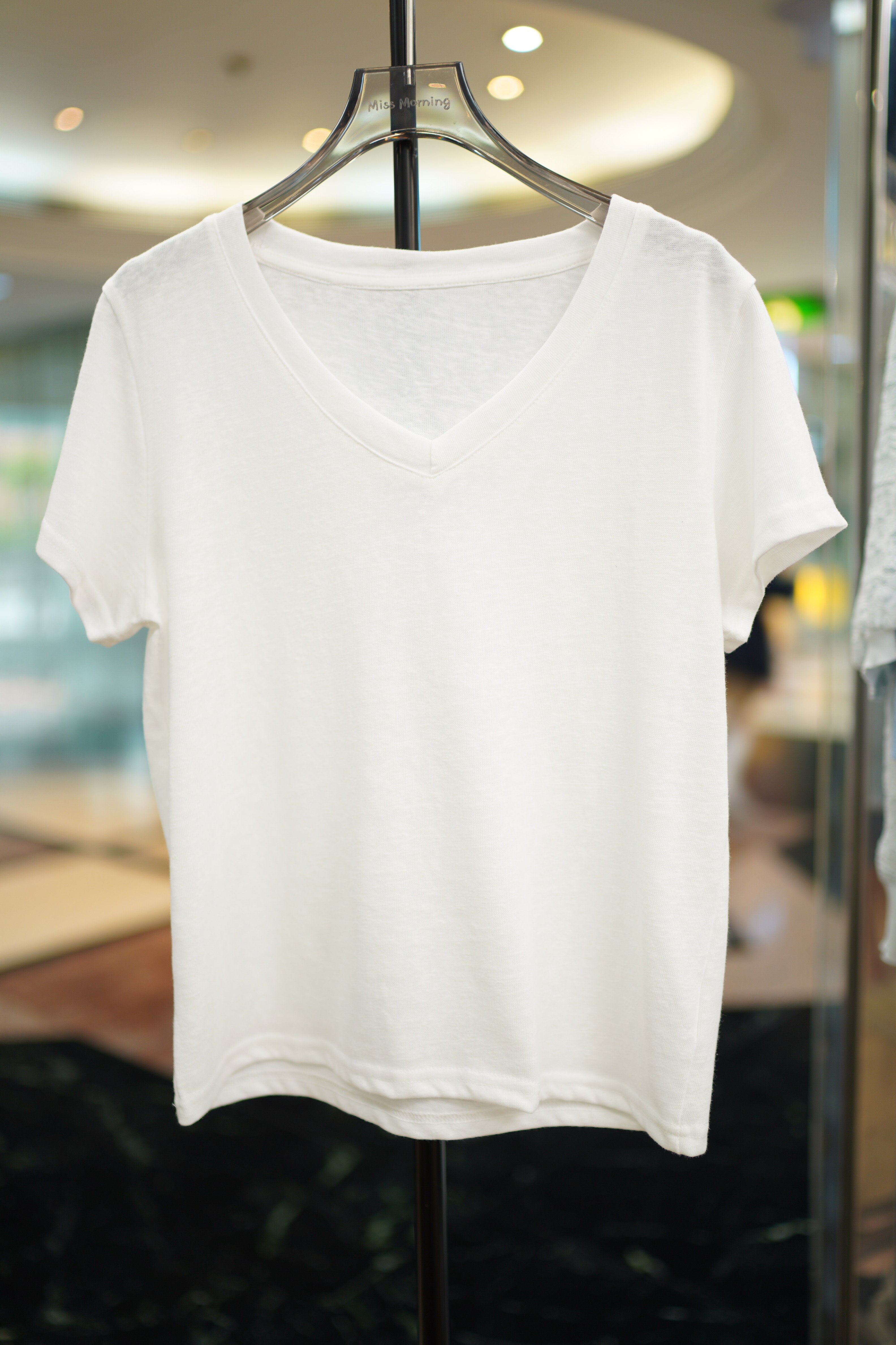 🫧靚色V領tee🫧