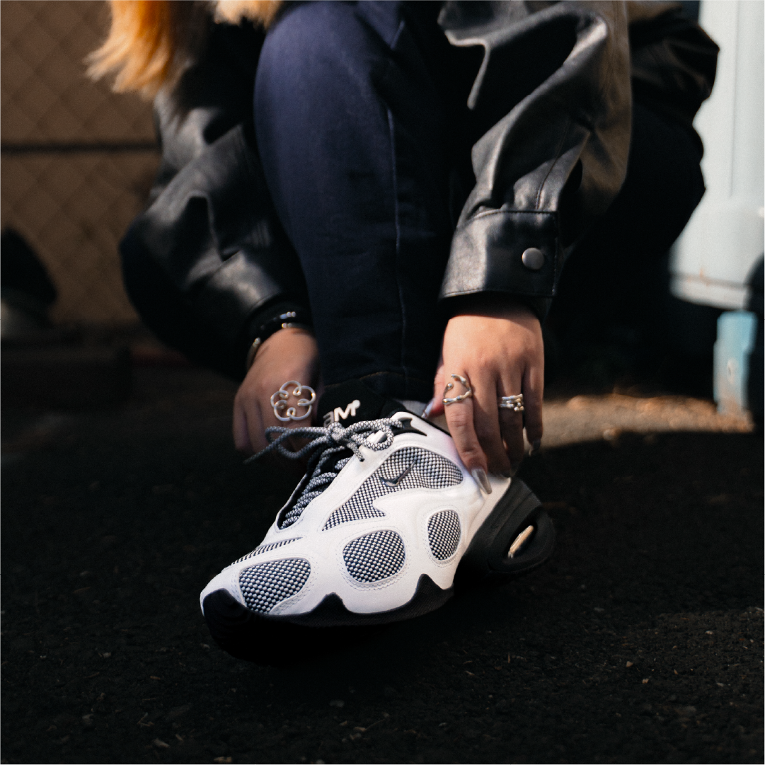 Nike 耐吉 WMNS Air Max Muse II6282-100 女 運動休閒鞋 氣墊 緩震 厚底 白黑