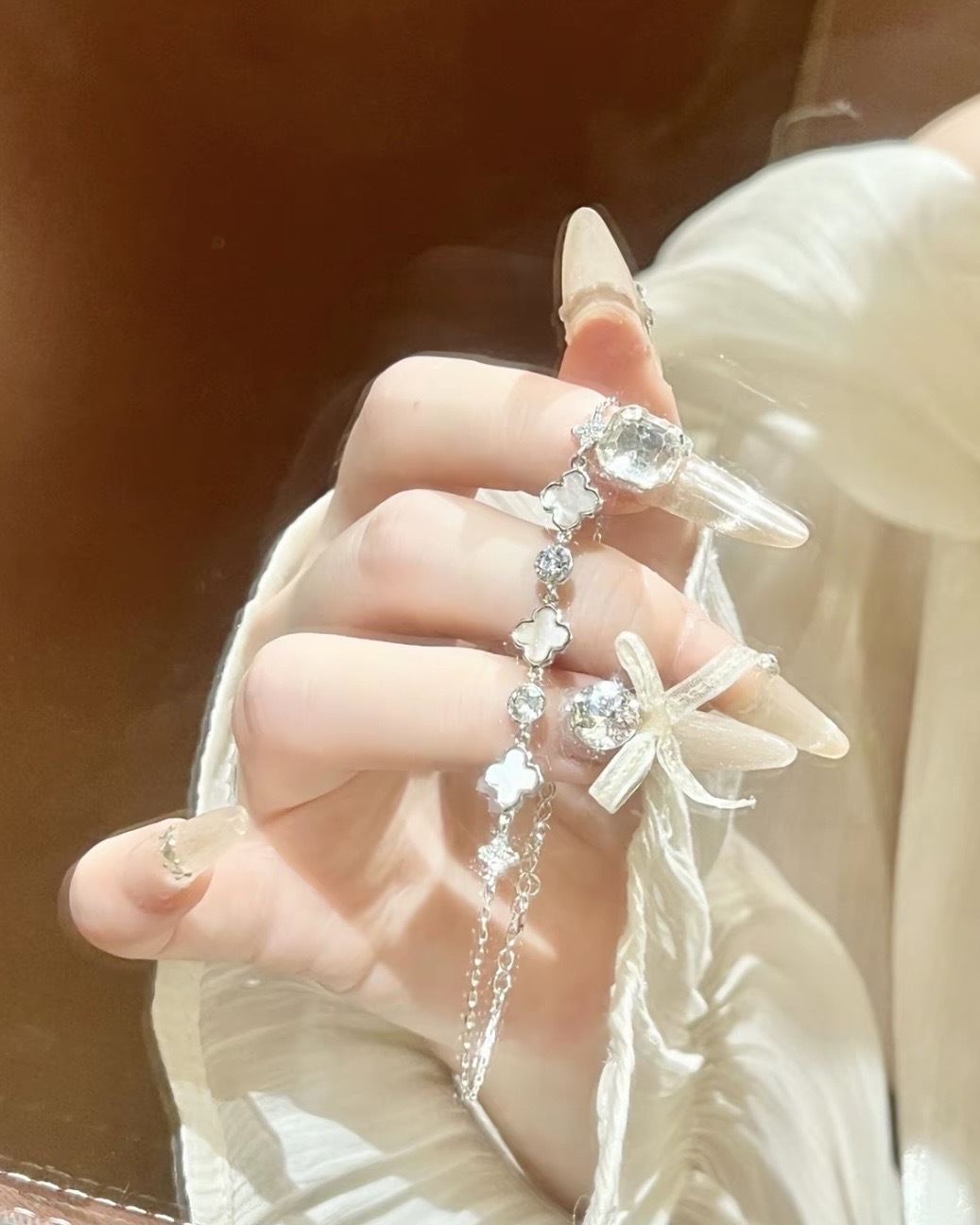 『代購商品』Swarovski 施華洛世奇 爆閃 輕奢百搭 四葉草手鍊