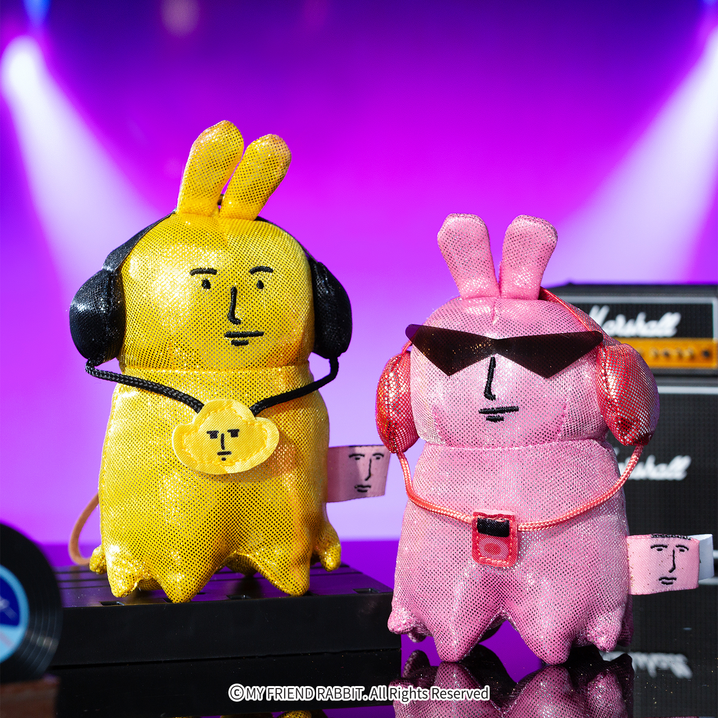 粉紅兔子耳罩耳機款吊飾 [共2款可選擇]