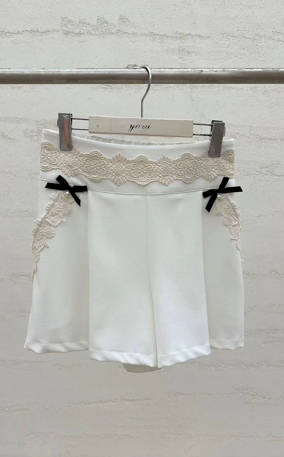 Y31 腰28-34 HIP50 長15 $369 (一口價)