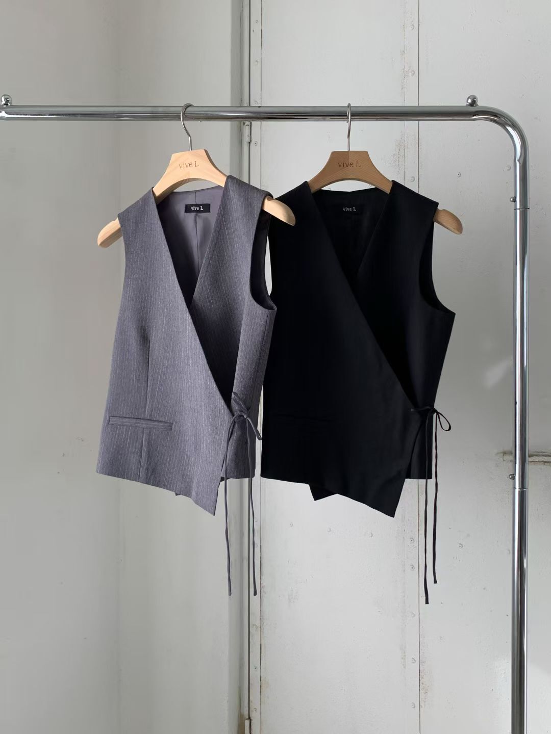 VV2615 Econo Stripe Waistcoat