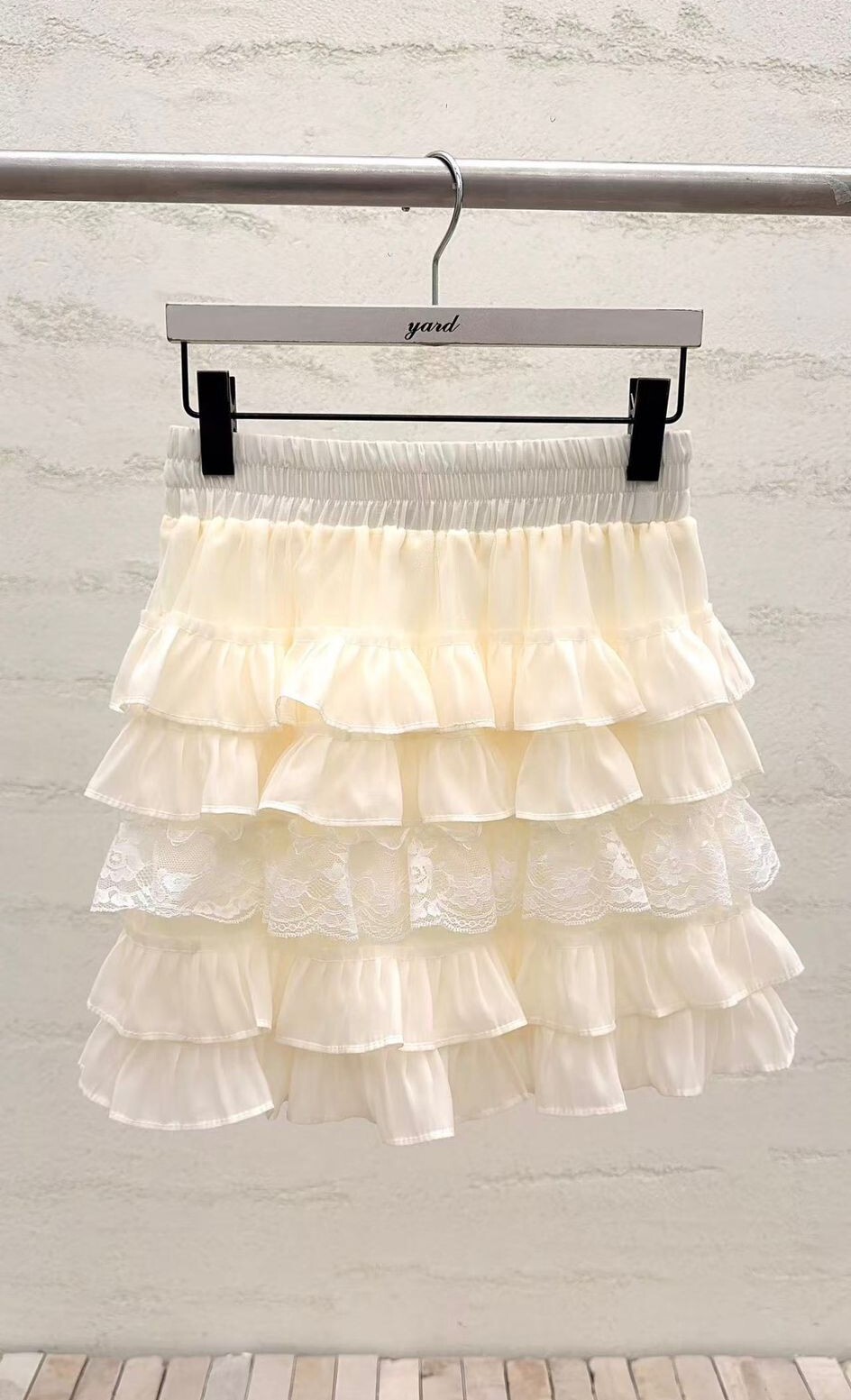 Y32 腰24-40 HIP46 長15 $359 (一口價)