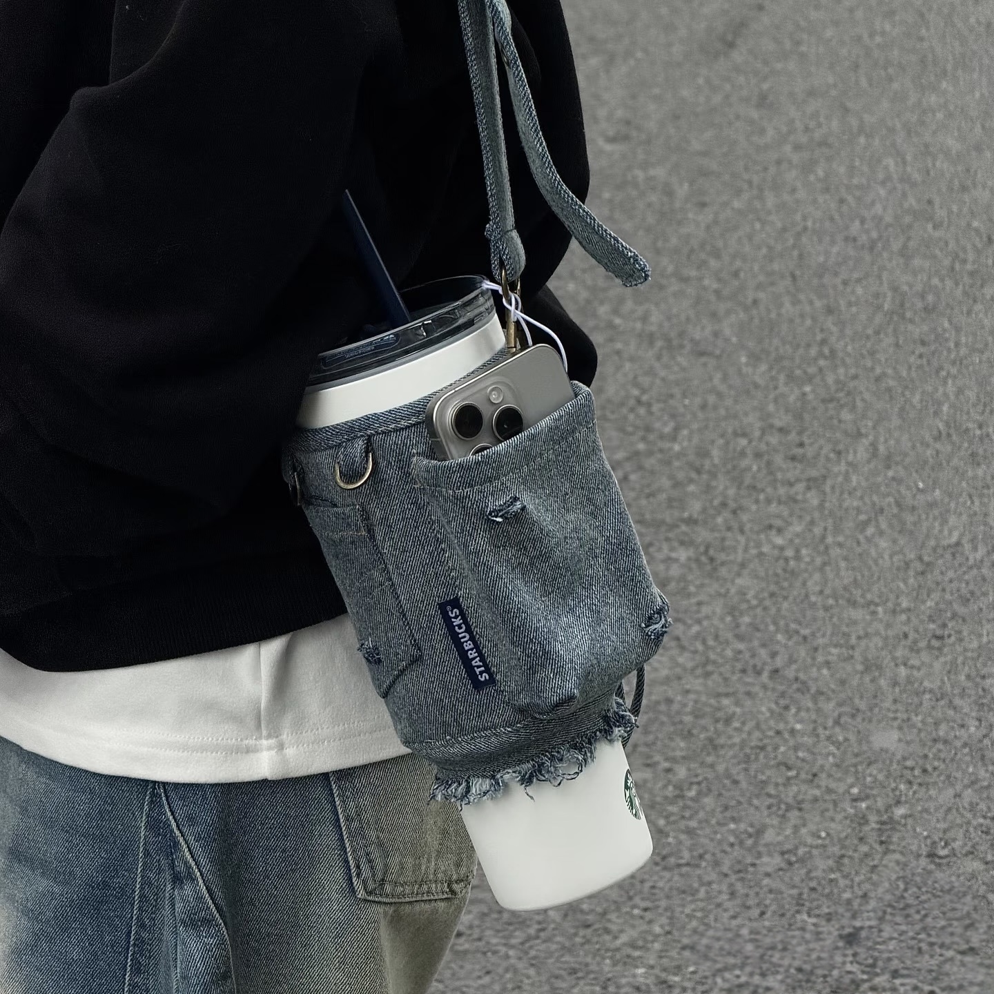 STARBUCKS 星巴克 牛仔單寧星咖系列 不鏽鋼把手隨行杯 隱藏伸縮吸管 附多功能牛仔杯套