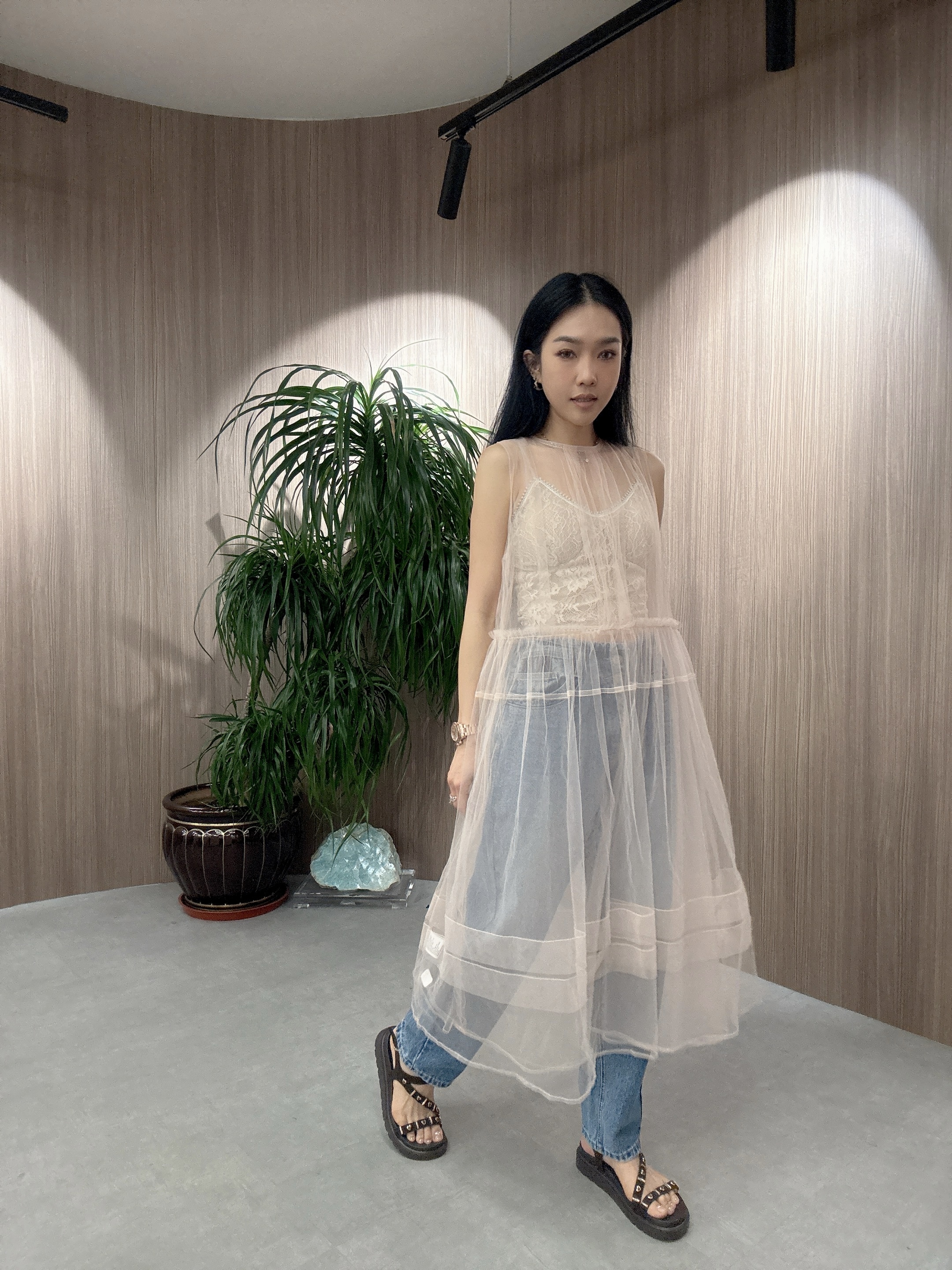 雙層網紗連身裙 (預購產品）